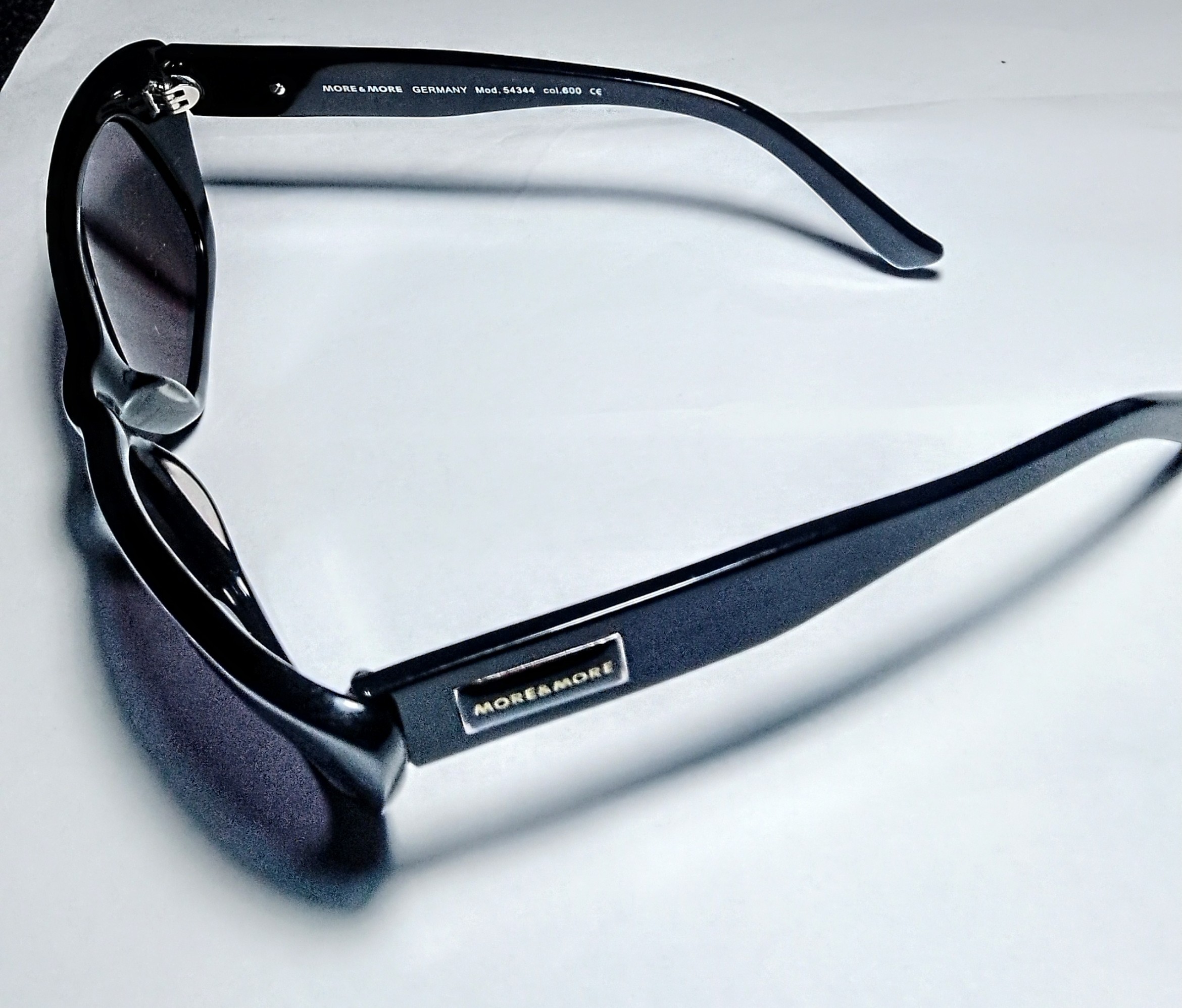 Anteojos De Sol More & More 54344  600 Negro  Made in GERMANY