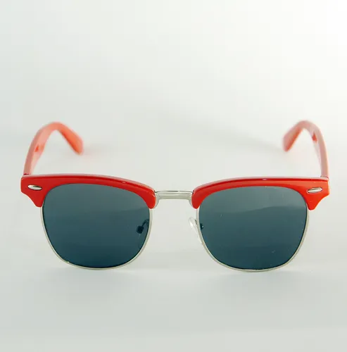 Anteojo De Sol 3016 A Cat Eye Gris Oscuro Rojo