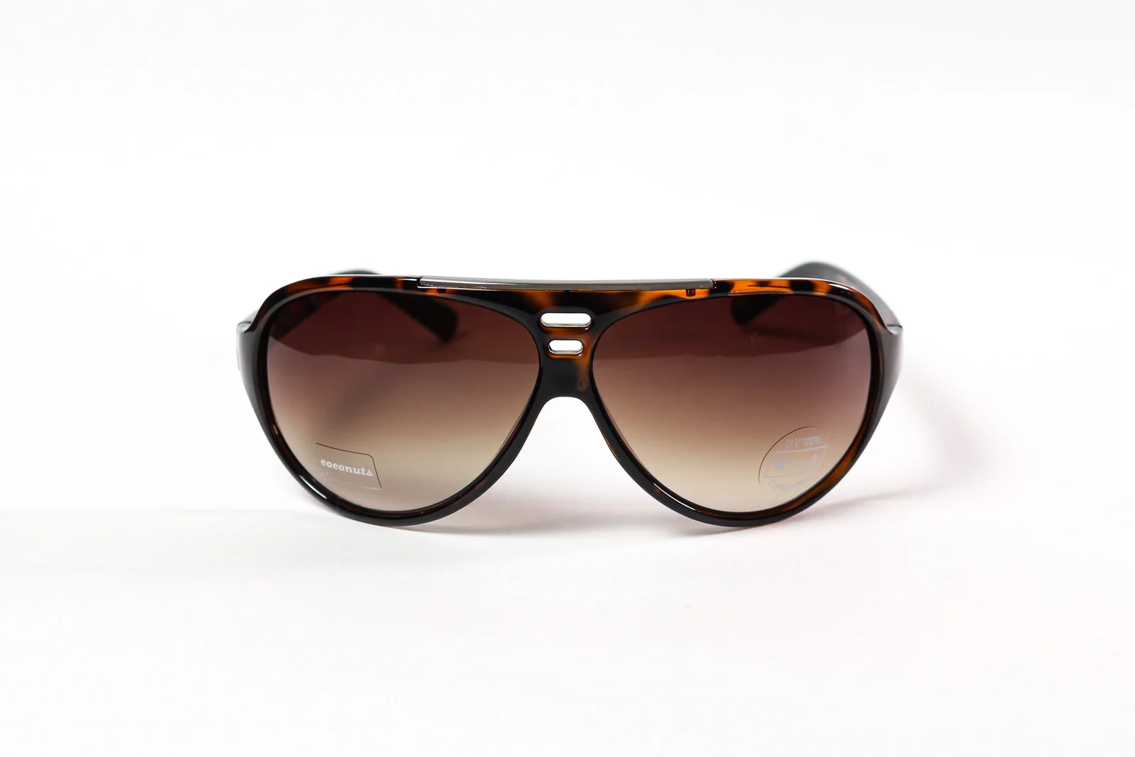 Coconuts  57003   002