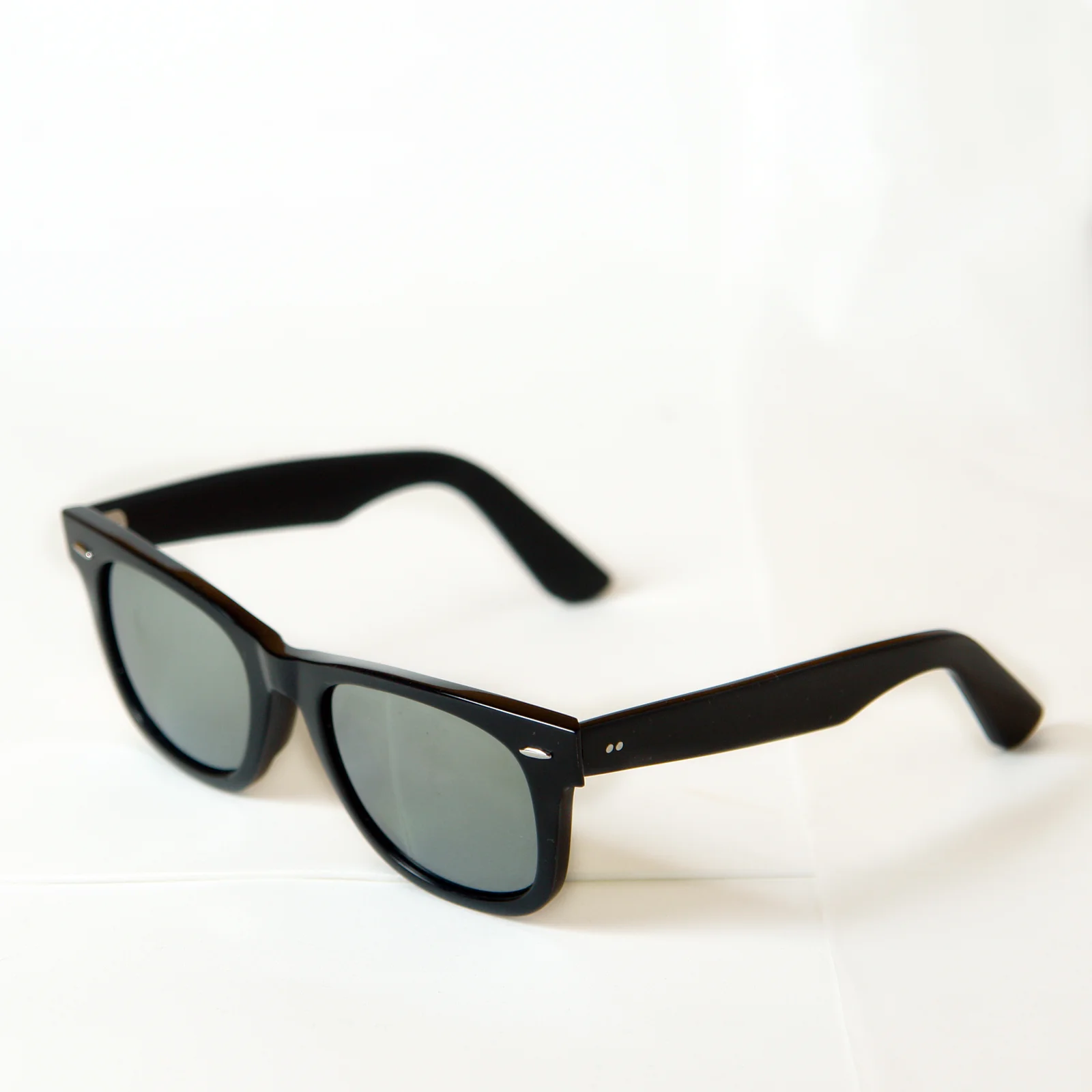 Anteojos De Sol Fury Color Fu 2140 Black/silver Mirror Cuadrado Iridiscente Negro Negro