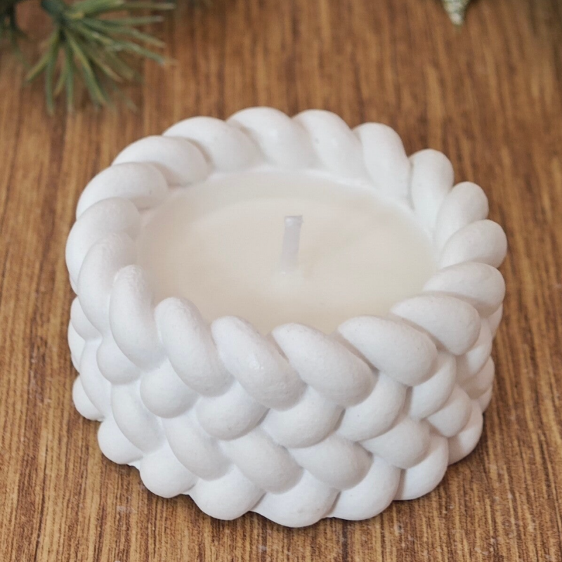 Teelicht in Strickoptik