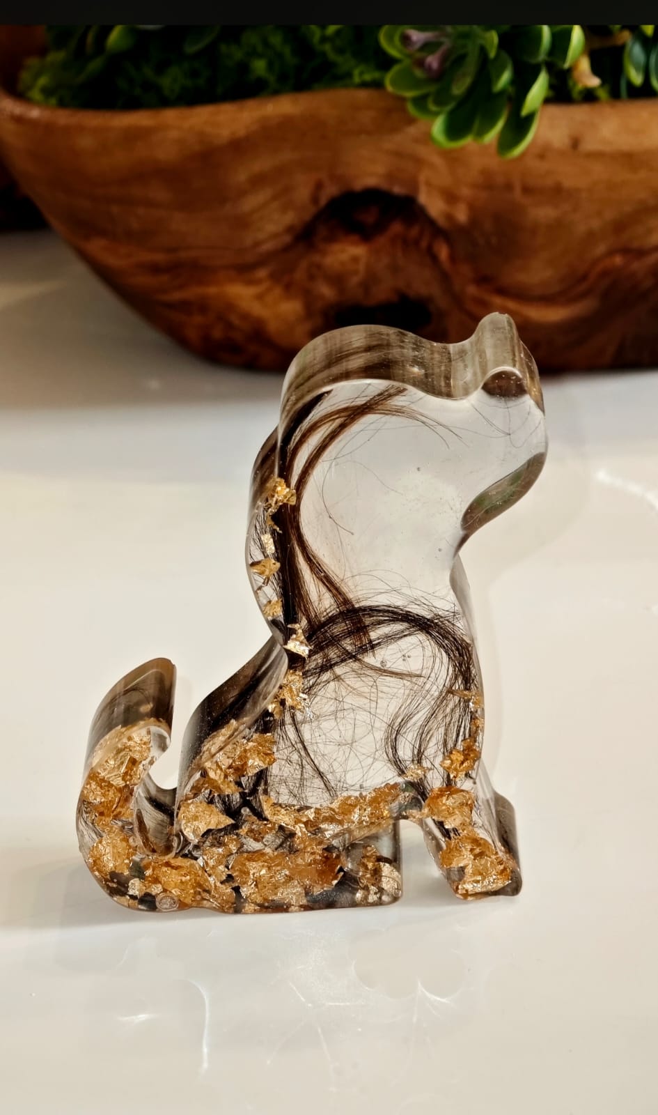 Epoxidharz-Tierskulptur Hund