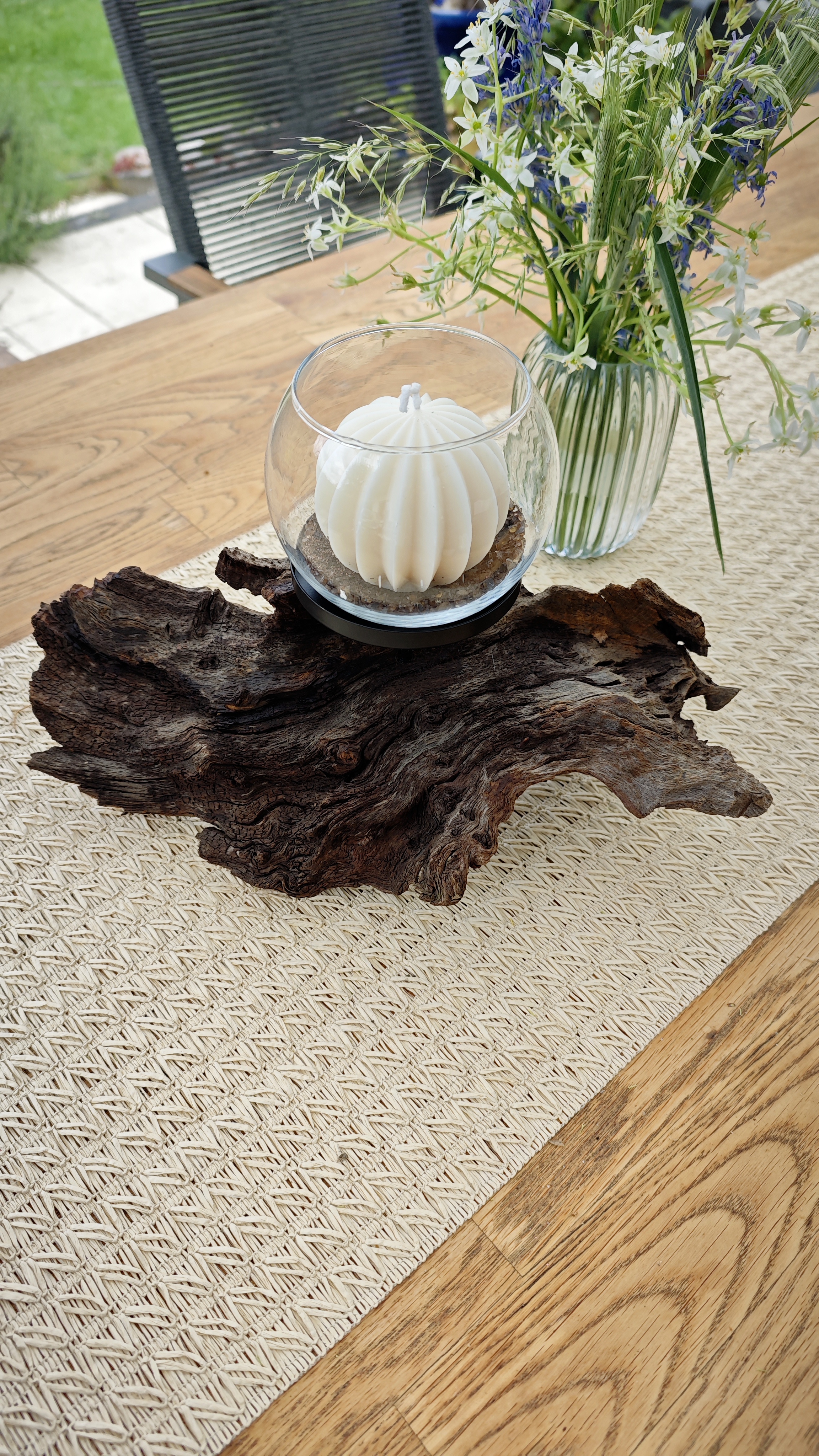 Windlicht aus Wurzelholz 1 Kerzenhalter grau