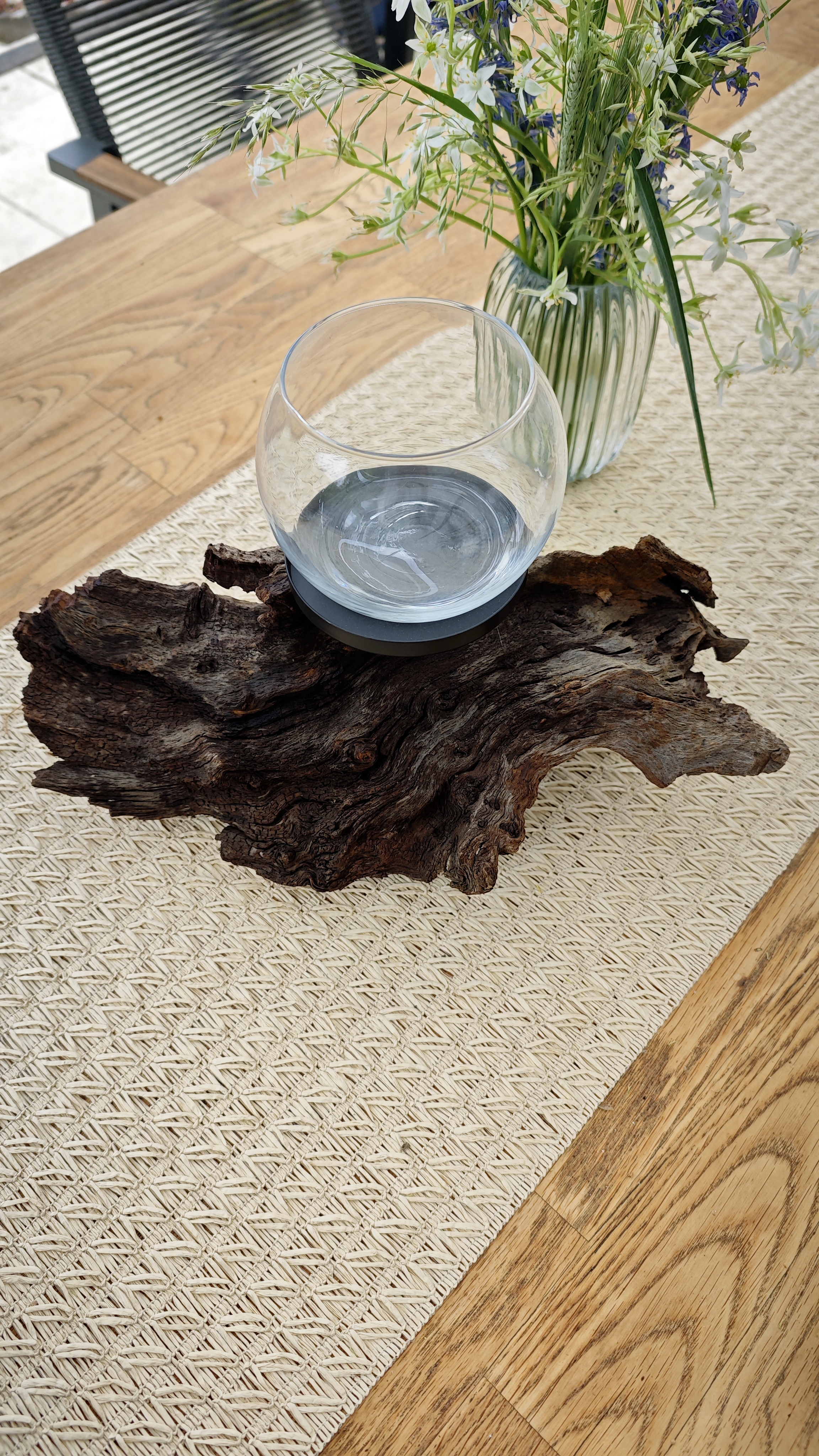 Windlicht aus Wurzelholz 1 Kerzenhalter grau