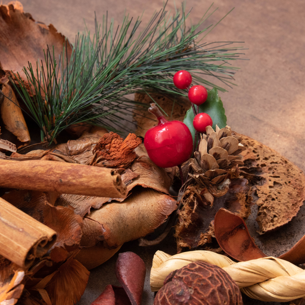 Red, White & Cinnamon (레드 화이트 시나몬)