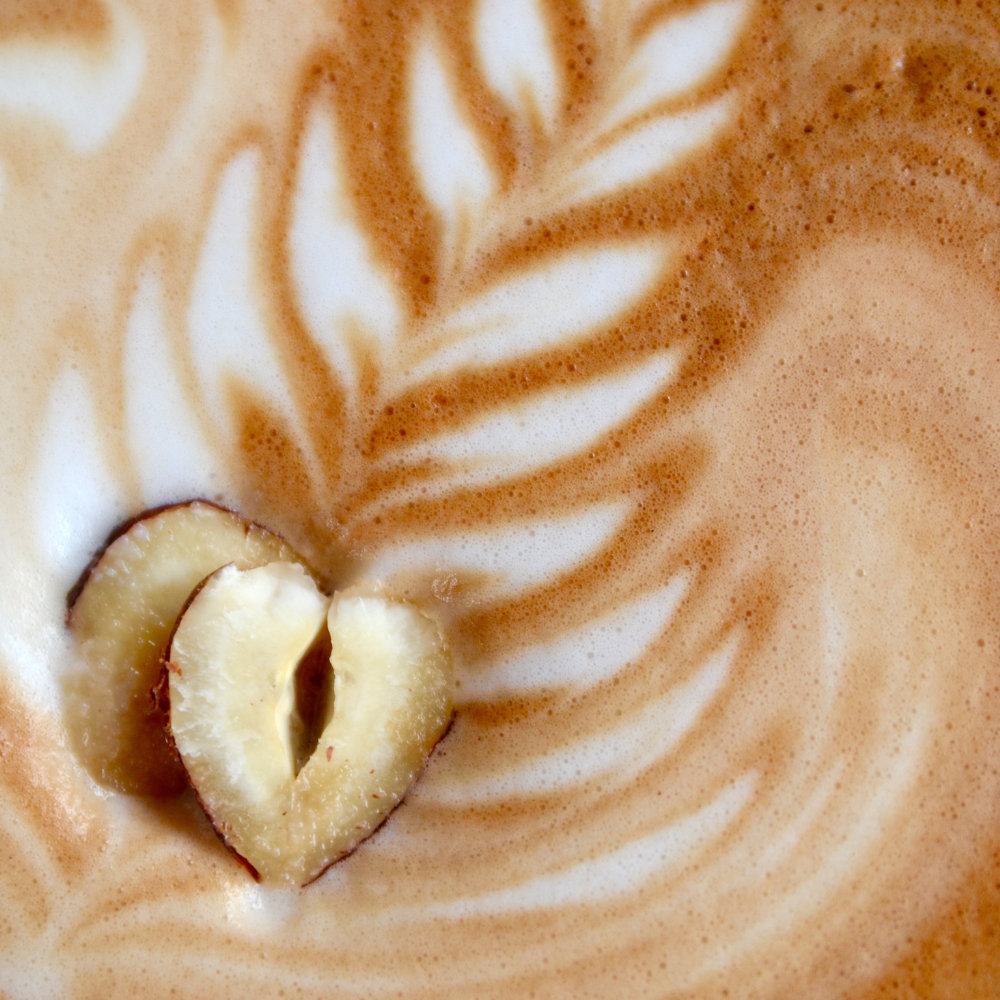 Hazelnut Coffee (헤이즐넛 커피)