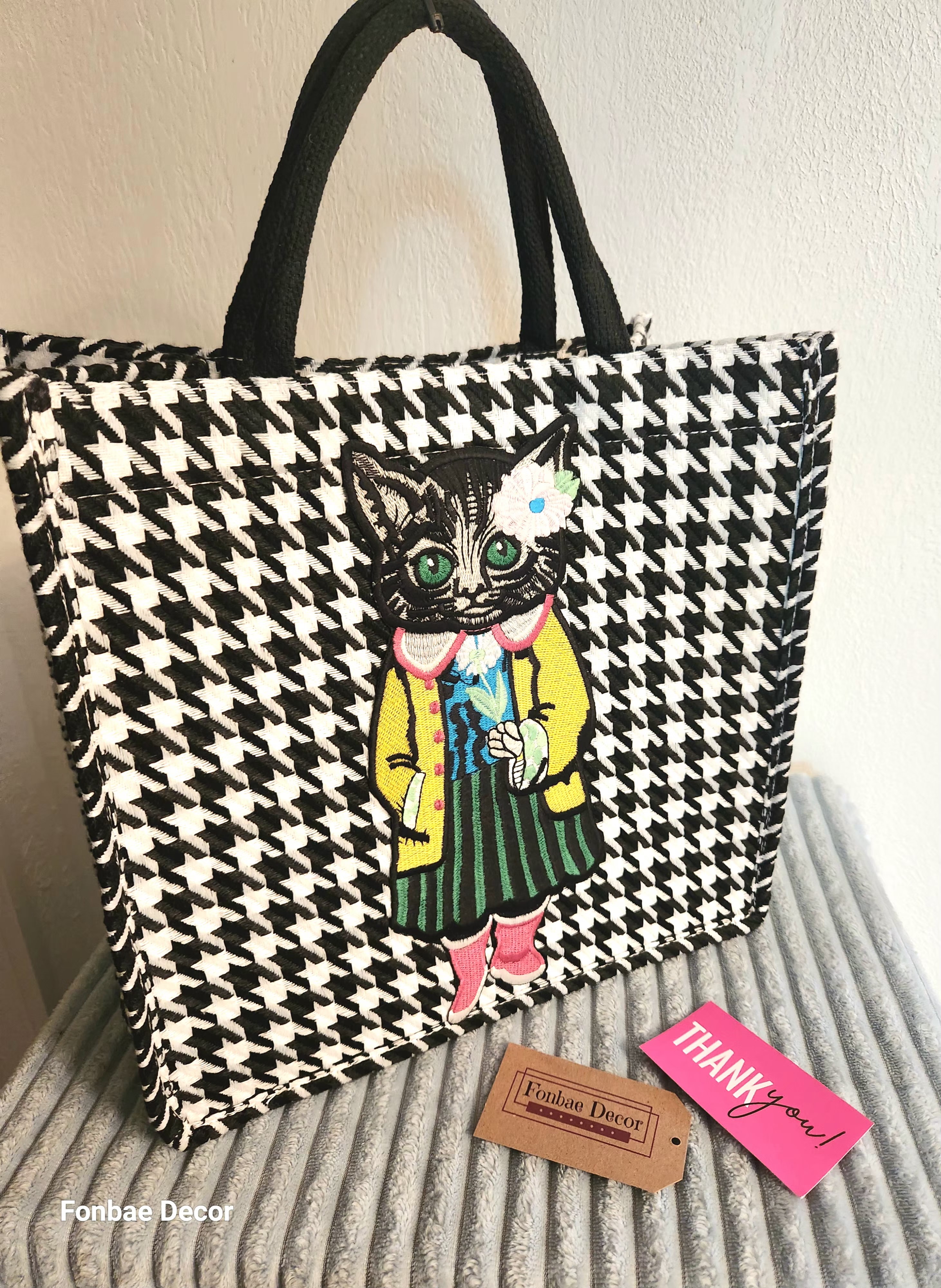 Fashionable Houndstooth Cat Tote Bag