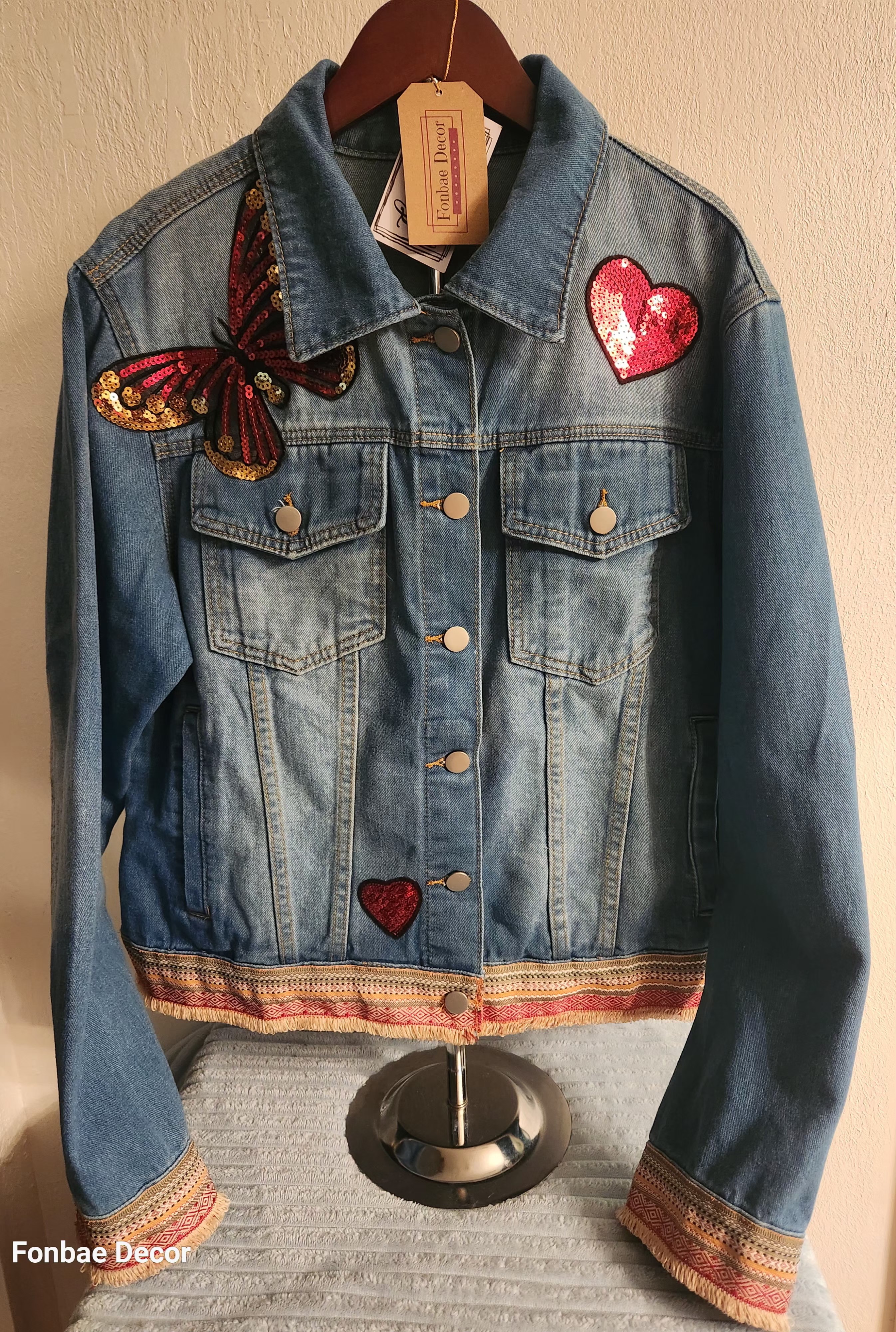 Sequin Embroidered Vogue Lady Denim Jacket