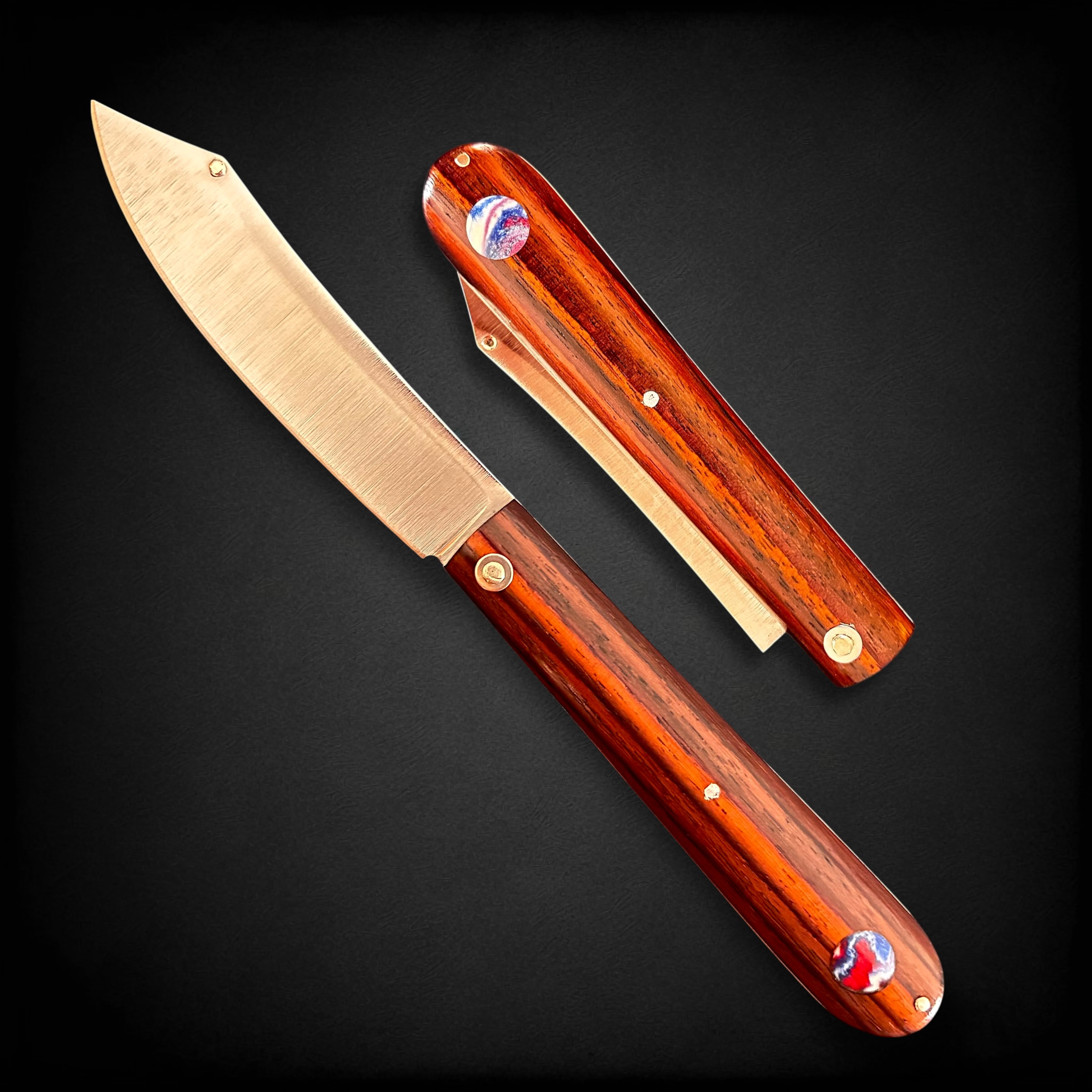 La Queue de Vache - Bois de Rose et Acrylique