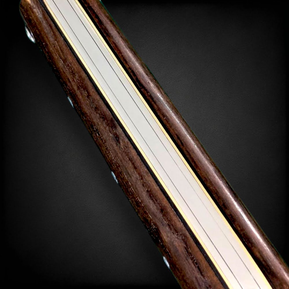 La Queue de Vache DAMAS - Marronnier Stabilisé Laiton