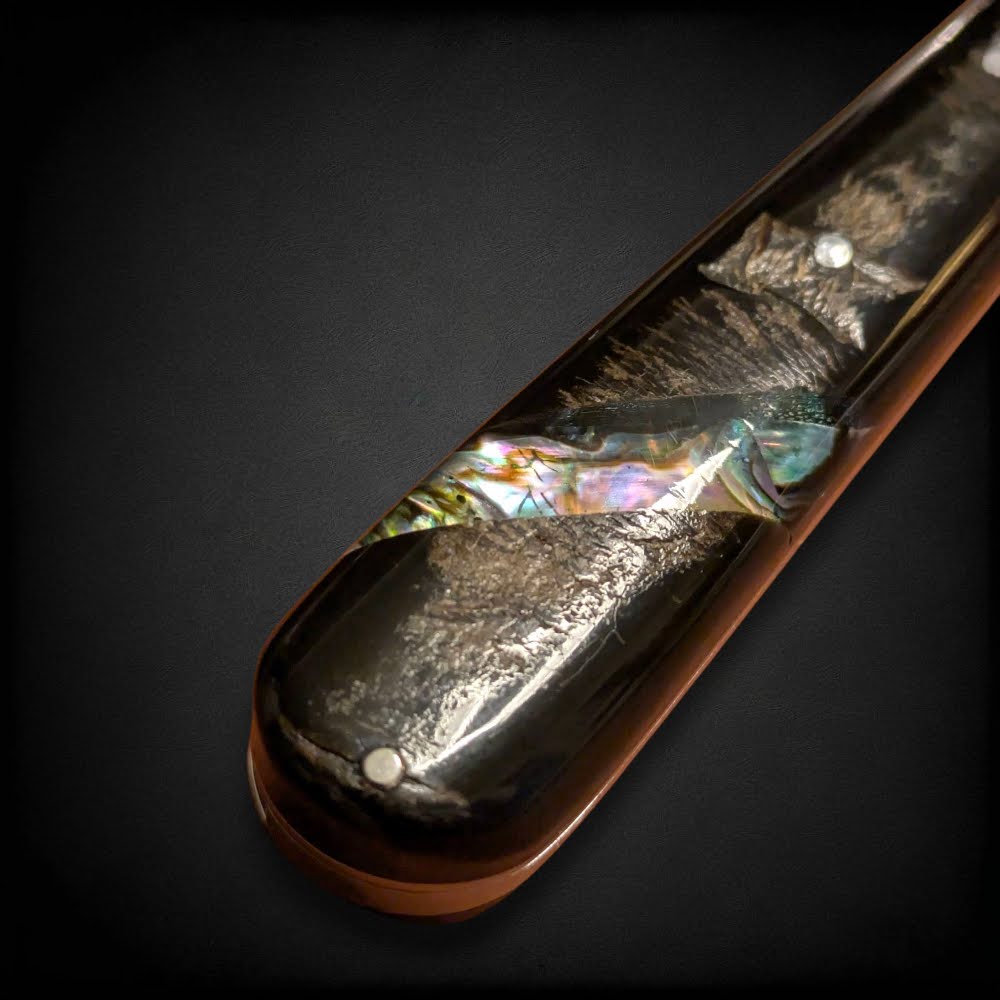 La Queue de Vache - Corne  de Buffle + Nacre Abalone