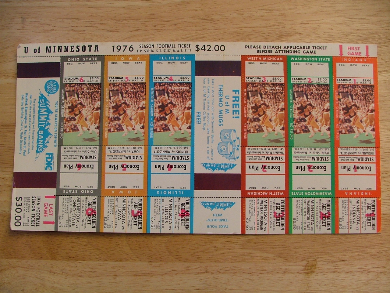 1976 University of Minnesota Golden Gophers (Economy Plan)