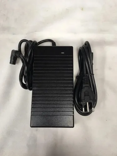 Carregador Bicicleta Elétrica Dafra 36v Bat.lítio 2a Bi-volt Preto