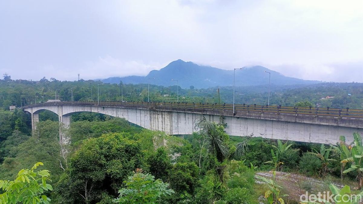 Jembatan Tukad Bangkung