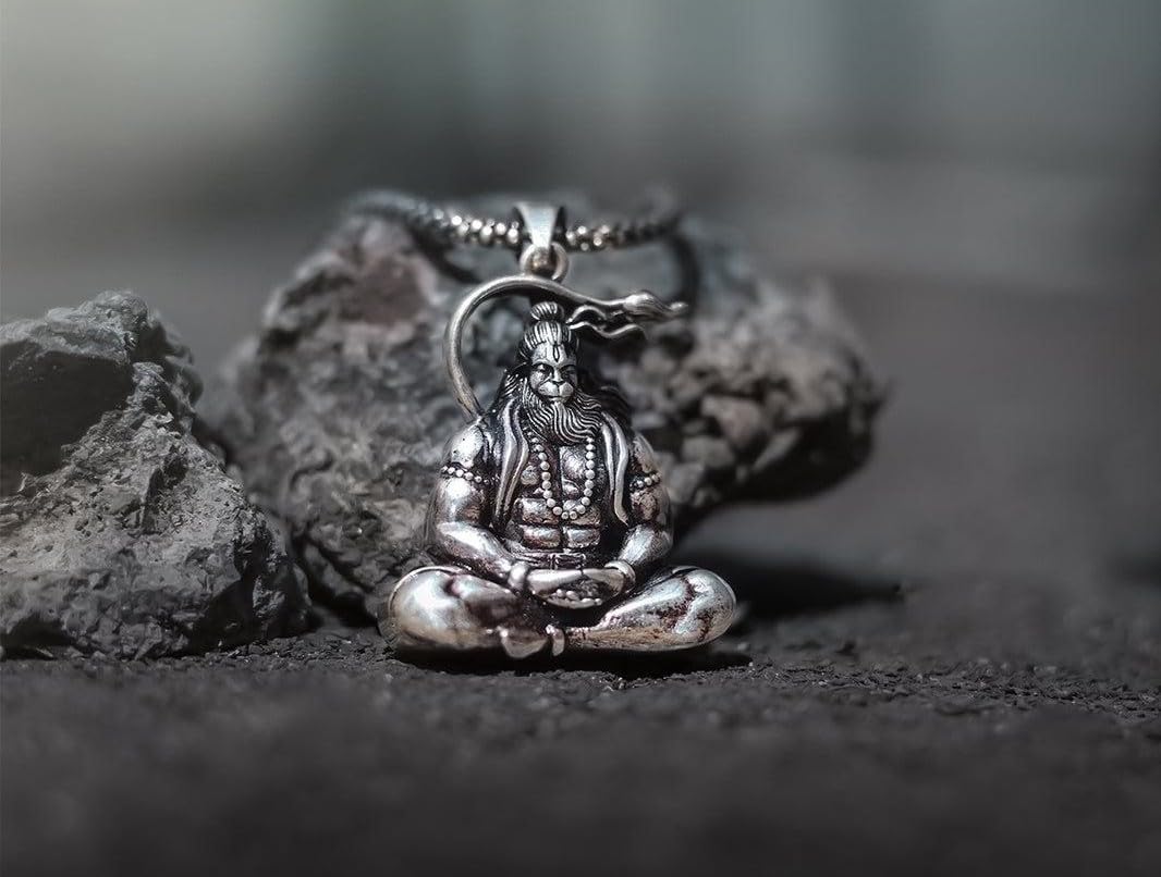 Abhimantrit Shree Hanuman Kavach Pendant
