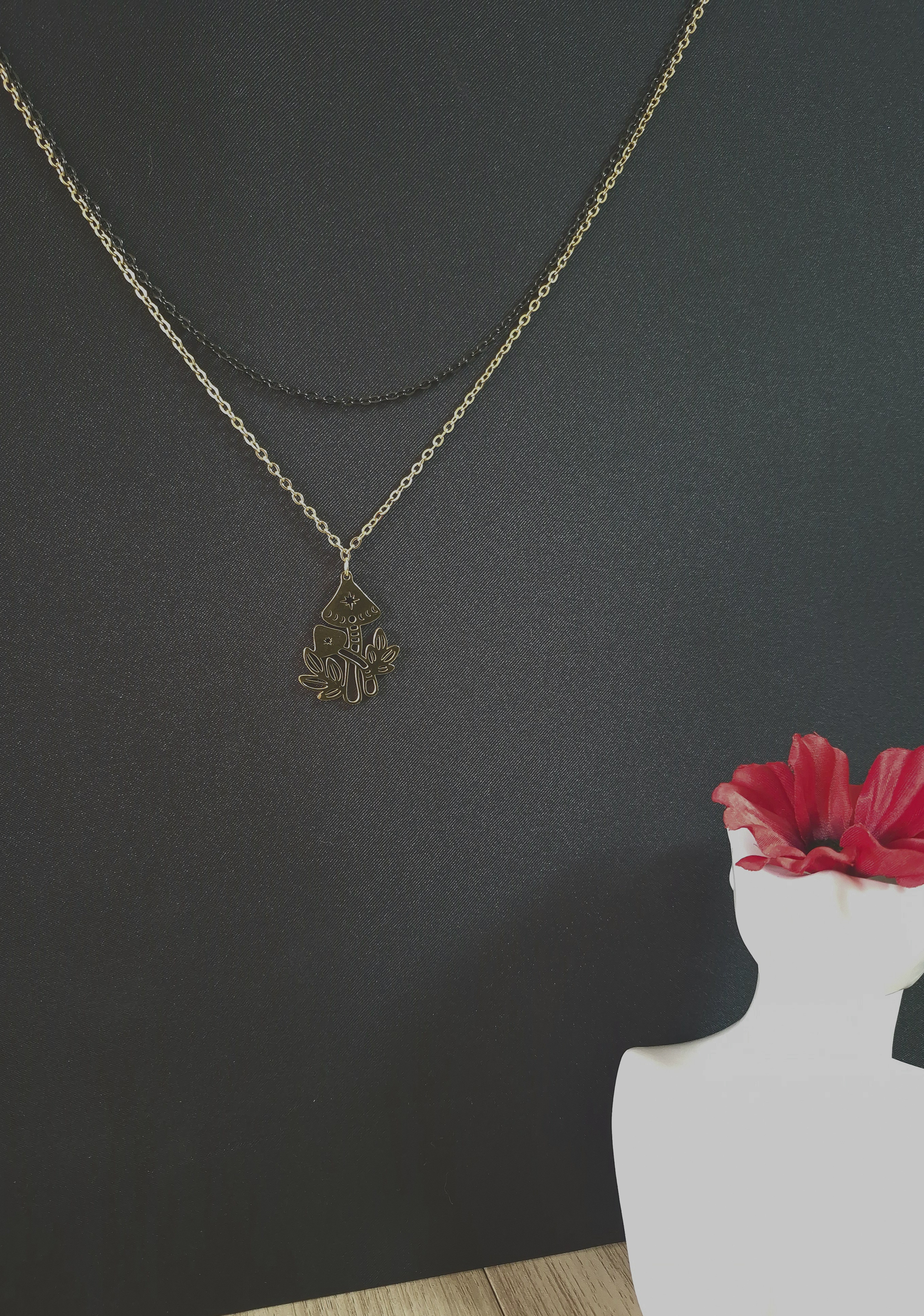 Collier 'MUSHROOM' version or