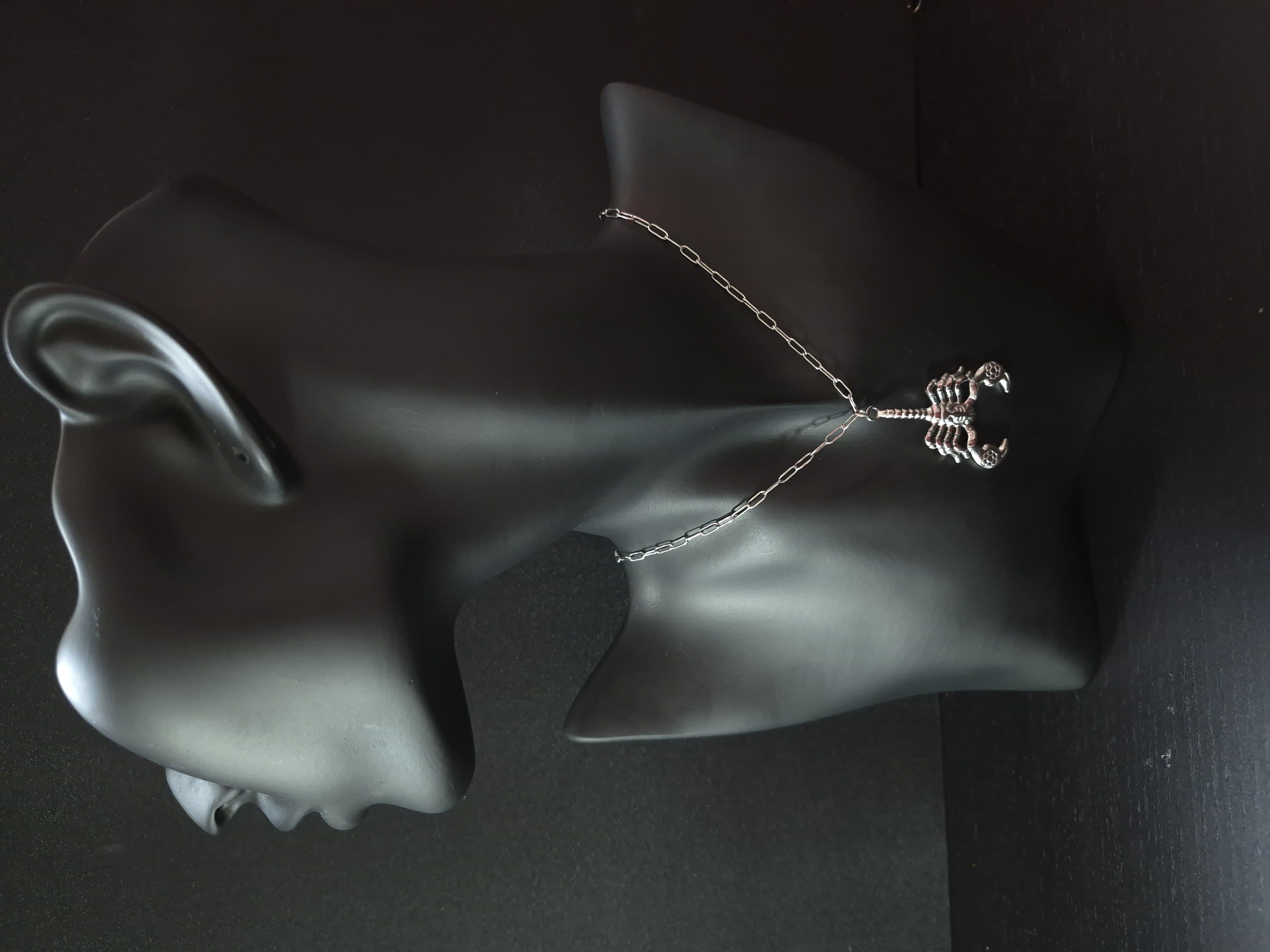 Collier 'SCORPIO'
