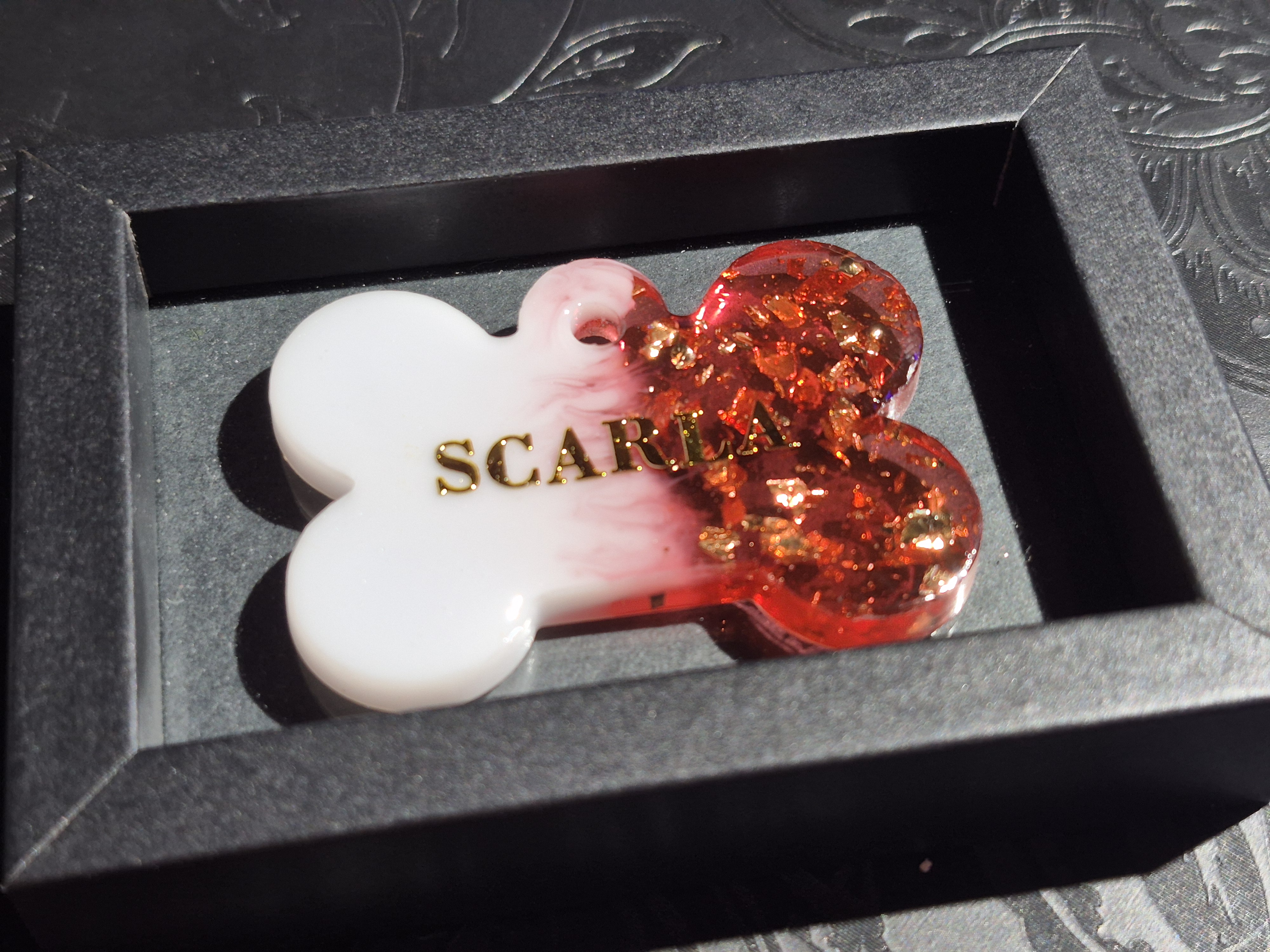 Médaillon résine personnalisé