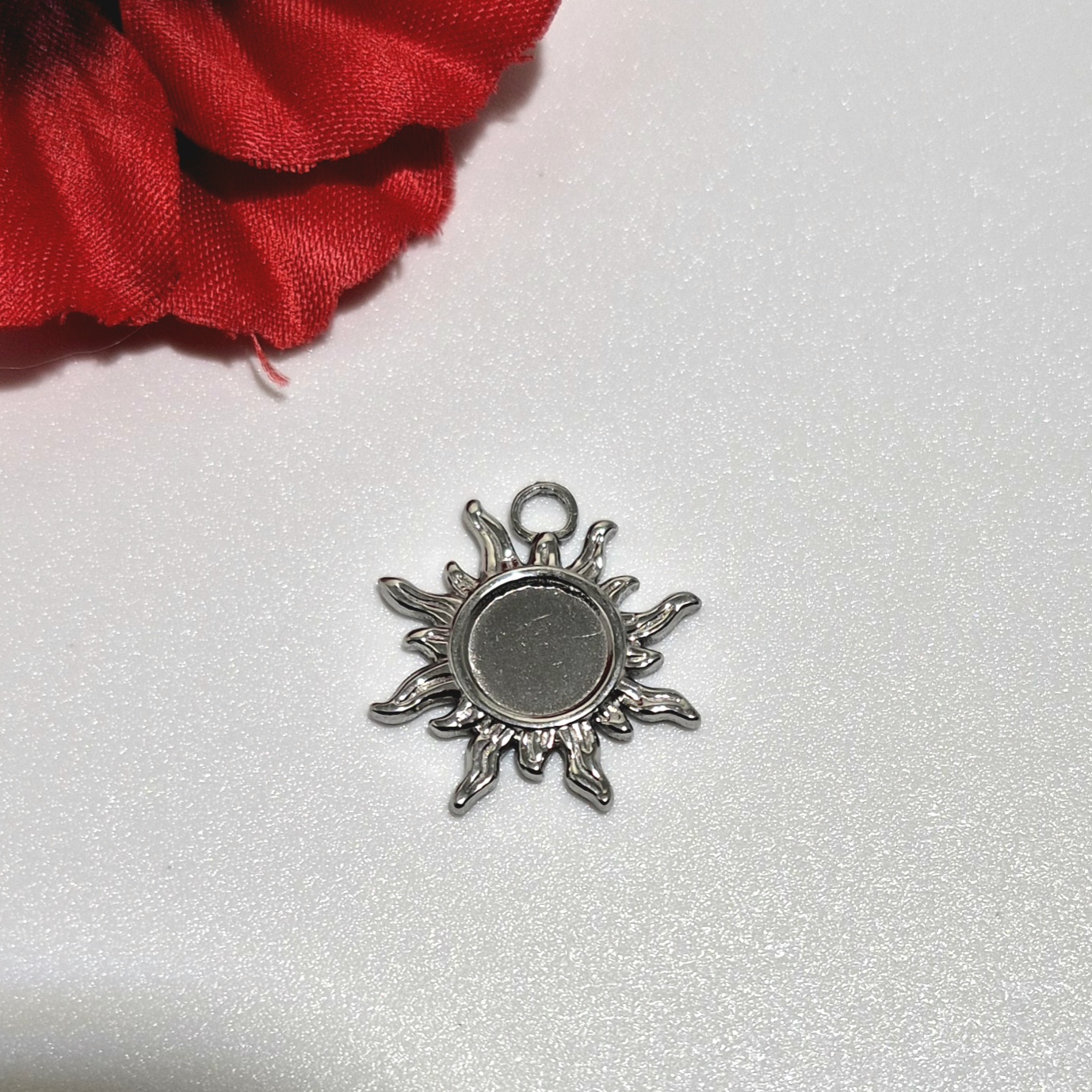 Pendentifs argenté 'HOMMAGE'