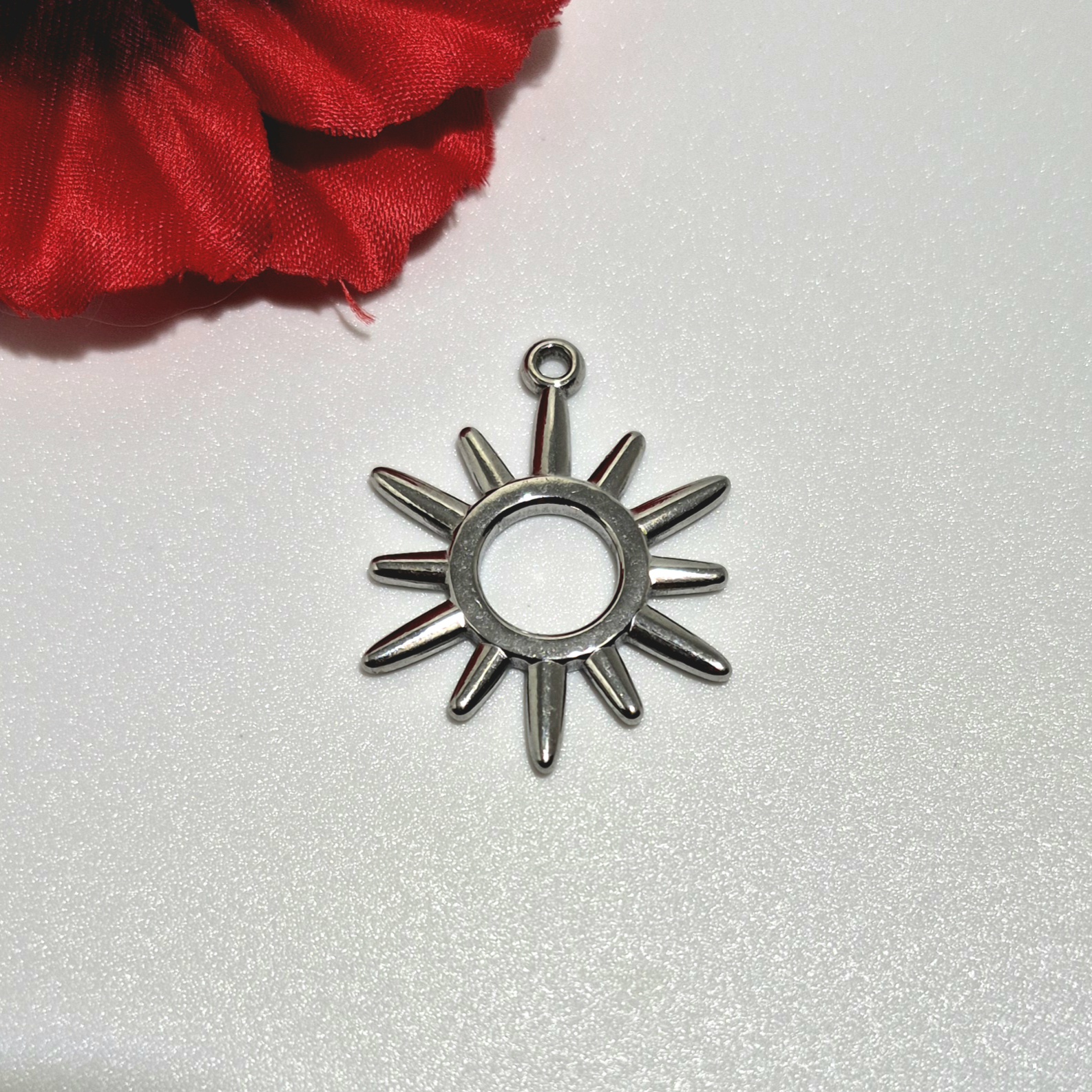 Pendentifs argenté 'HOMMAGE'