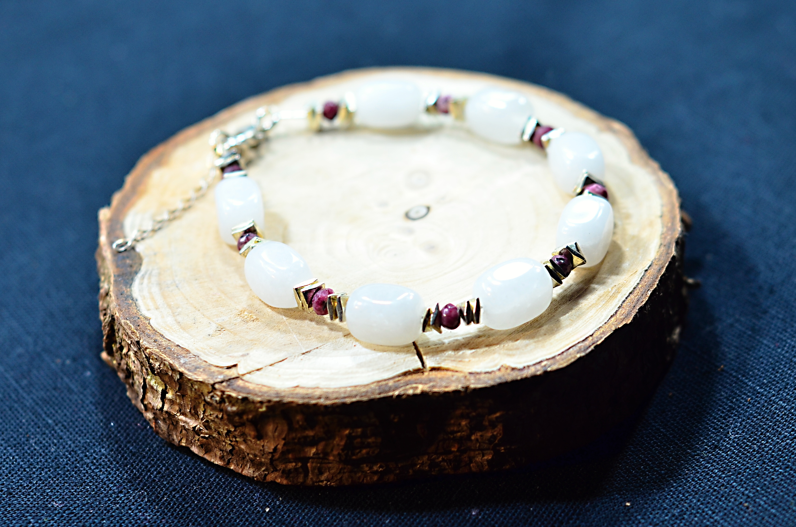 Biżuteria z kamienia naturalnego bransoletka z kryształem górskim - nr kat. 163a