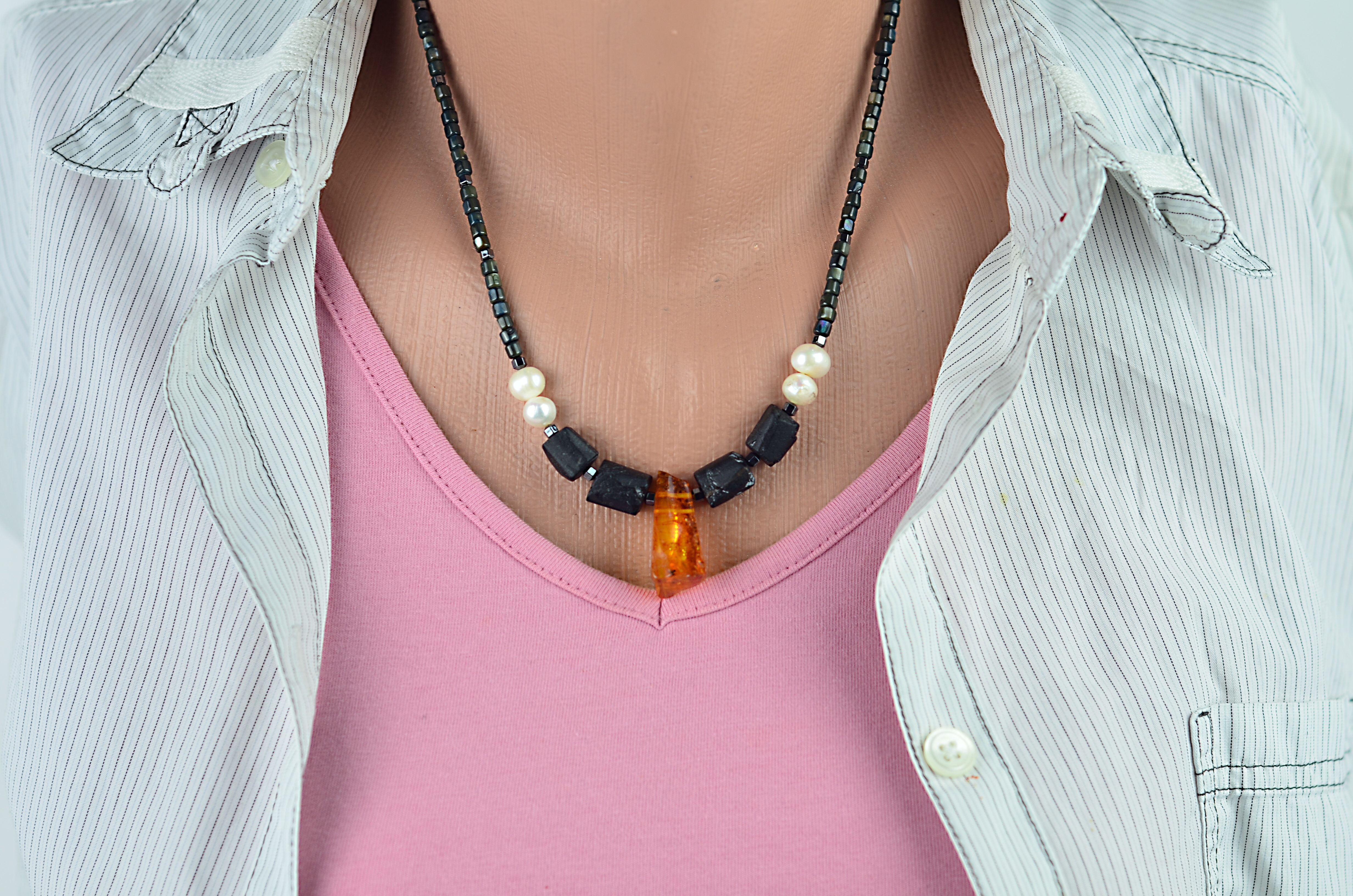 Bizuteria z kamieni naturalnych naszyjnik z bursztynem nr kat. 338