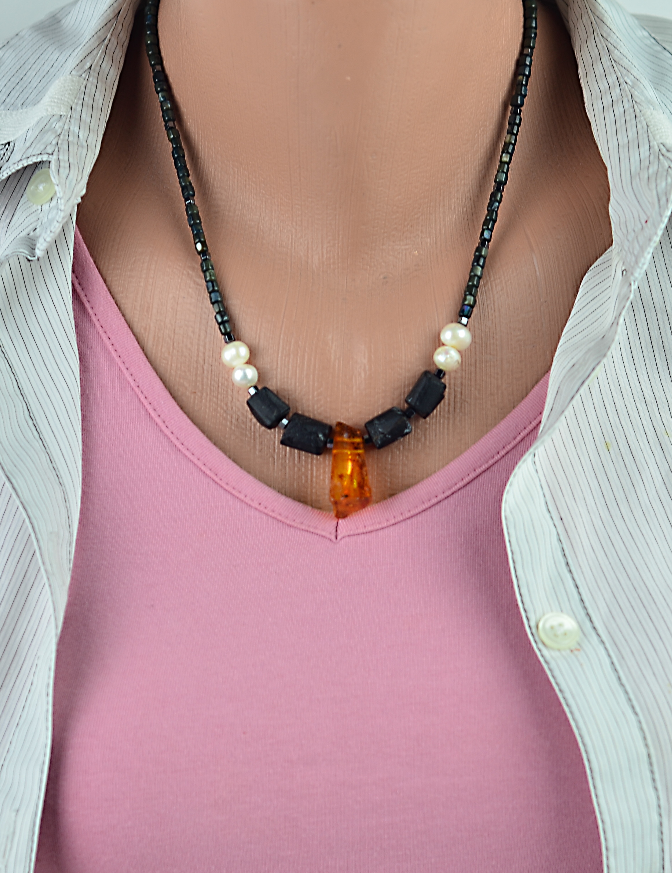 Bizuteria z kamieni naturalnych naszyjnik z bursztynem nr kat. 338