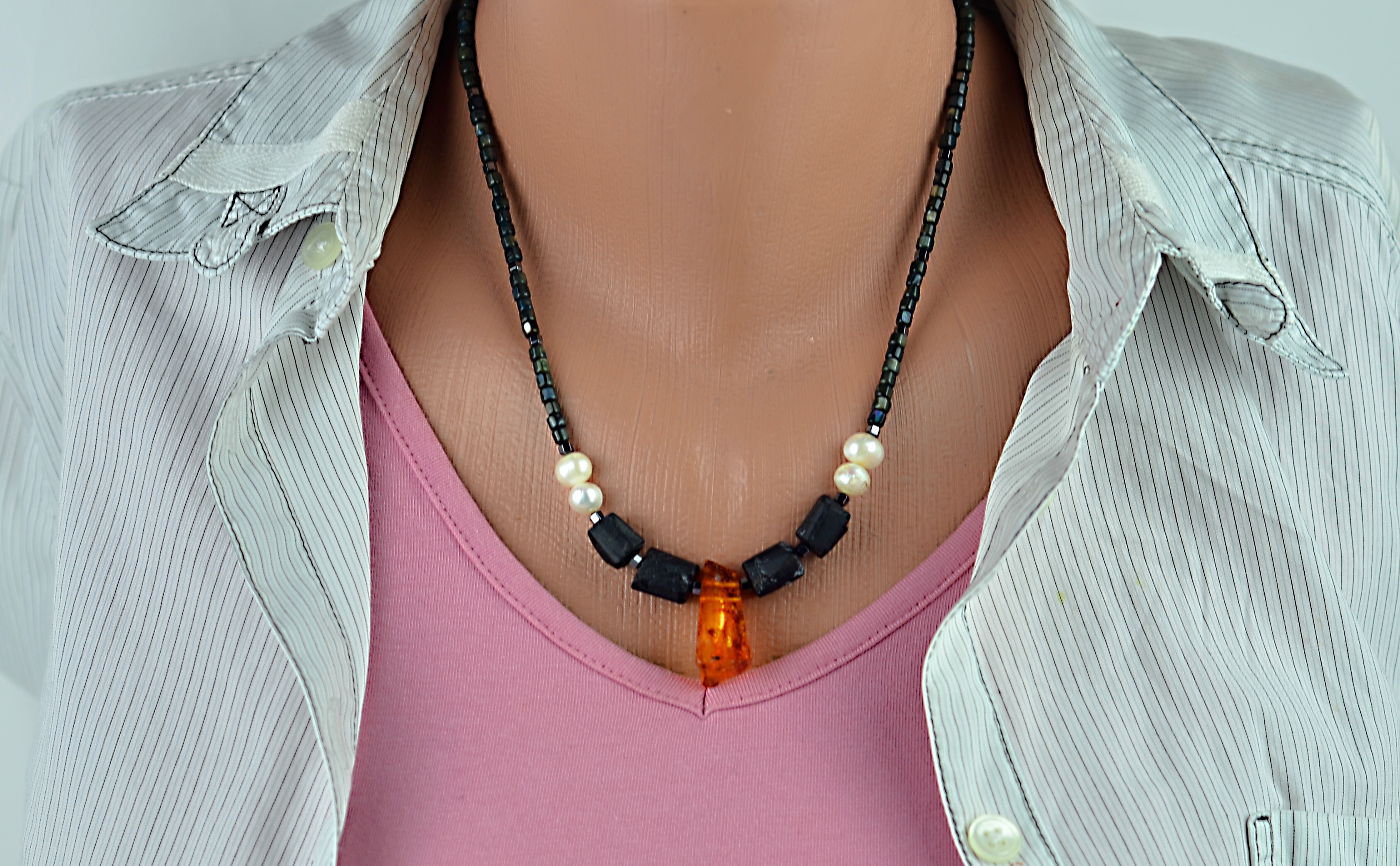 Bizuteria z kamieni naturalnych naszyjnik z bursztynem nr kat. 338