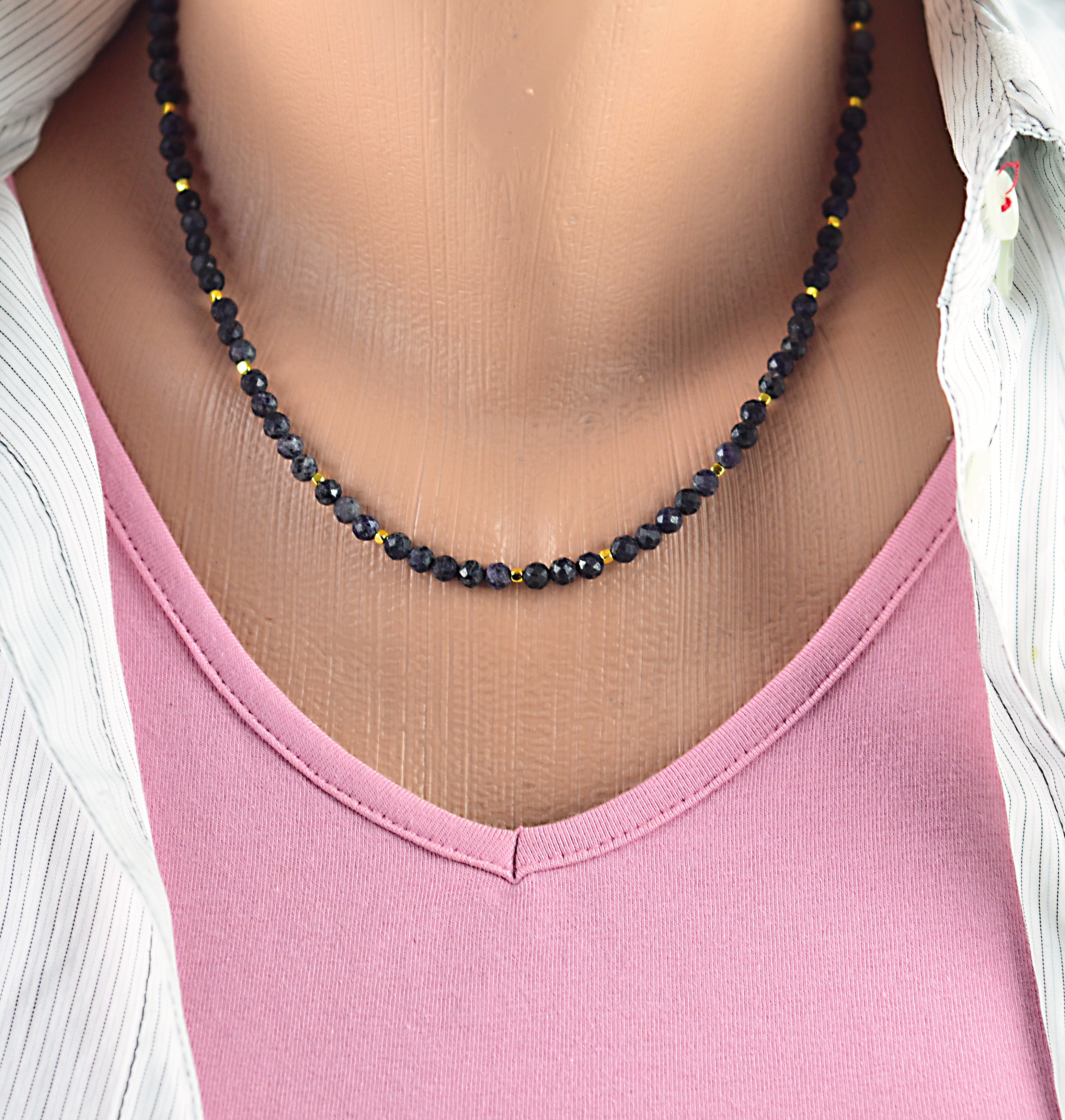 Biżuteria z kamienia naturalnego. Naszyjnik oraz bransoletka z Czaroitem. Nr kat. 206