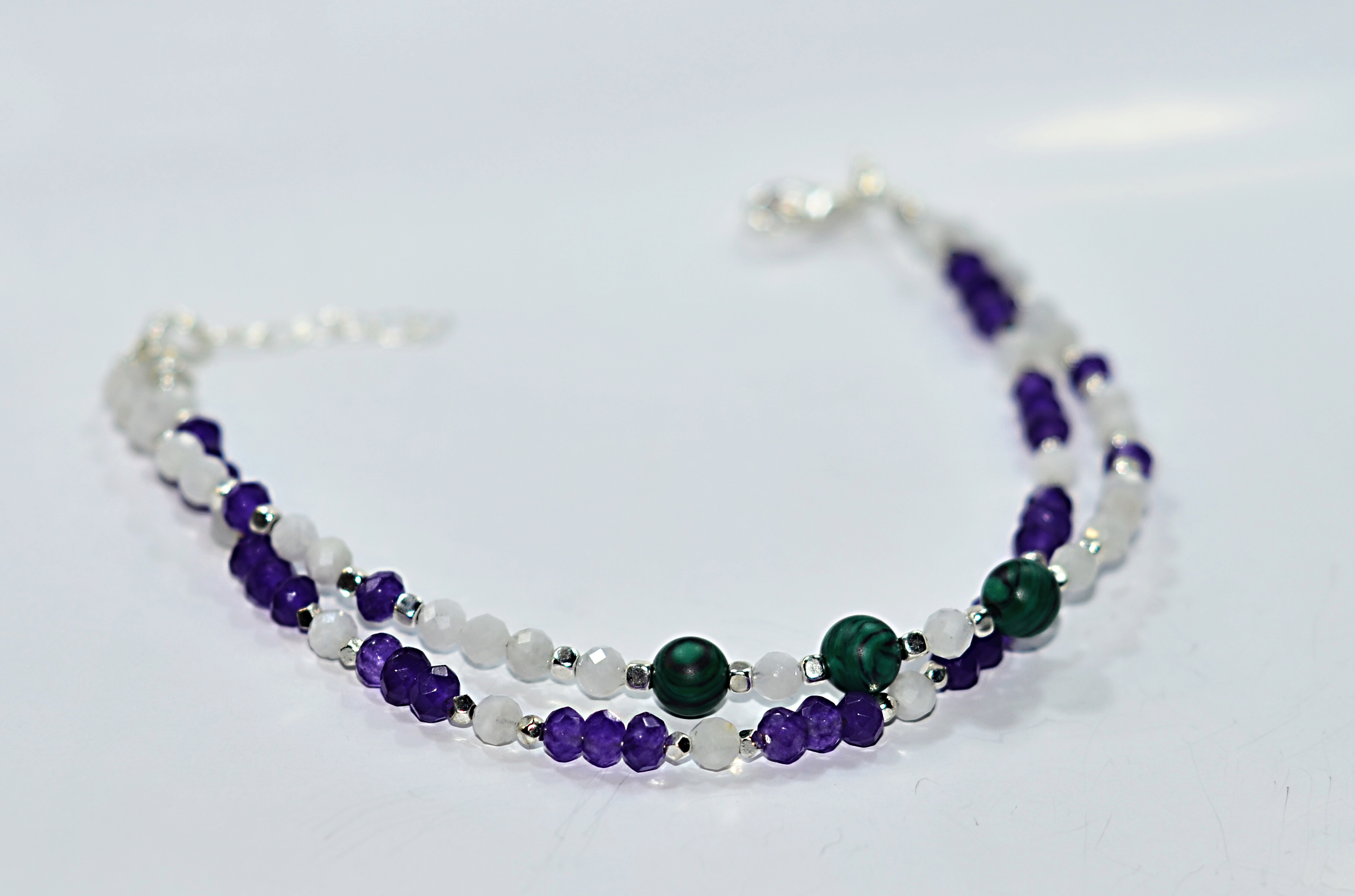 Biżuteria z kamieni naturalnych - bransoletka z kamieniem księżycowym - nr kat. 246a