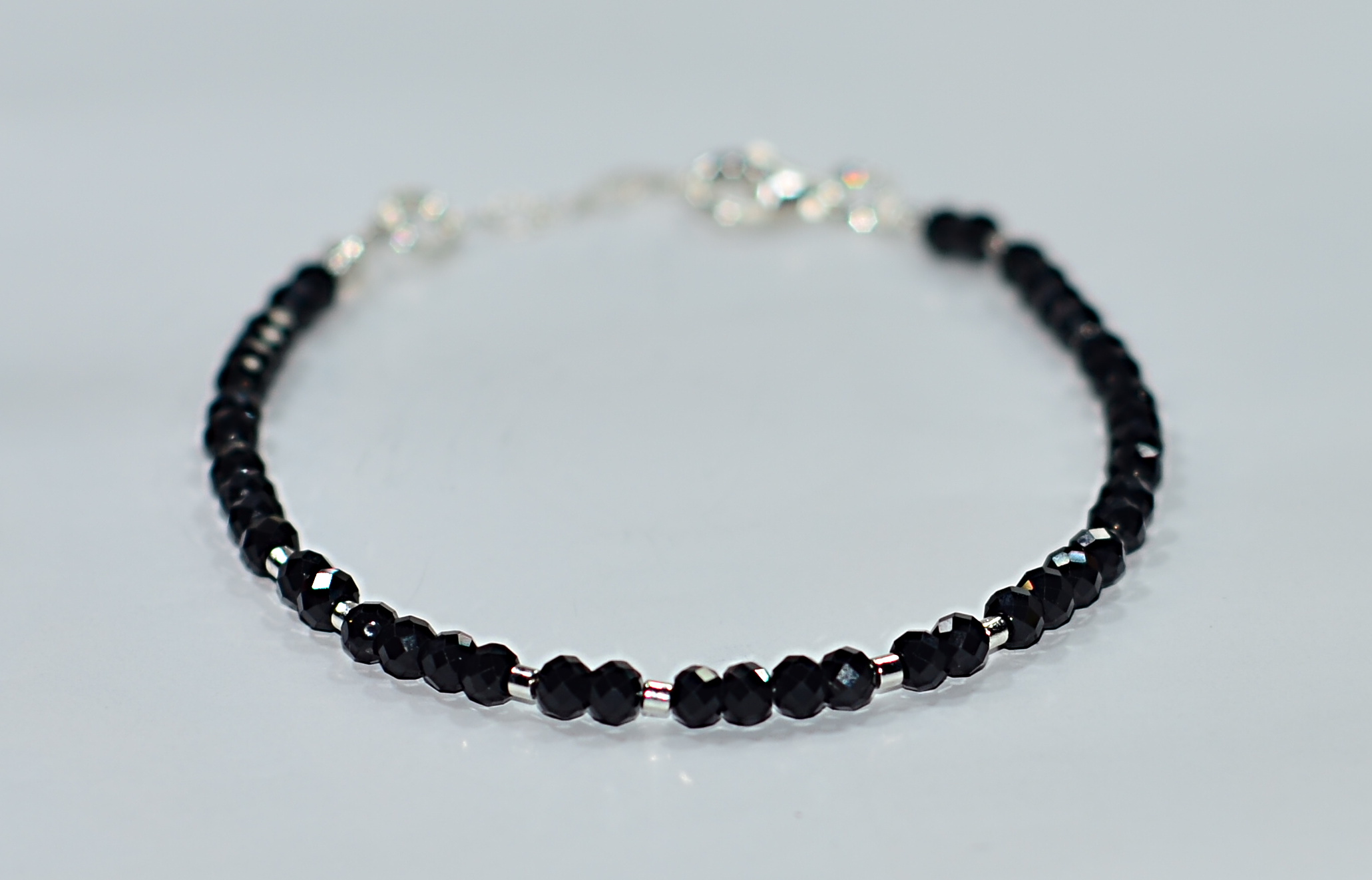 Biżuteria z kamieni naturalnych - bransoletka ze spinelem - nr kat. 240a