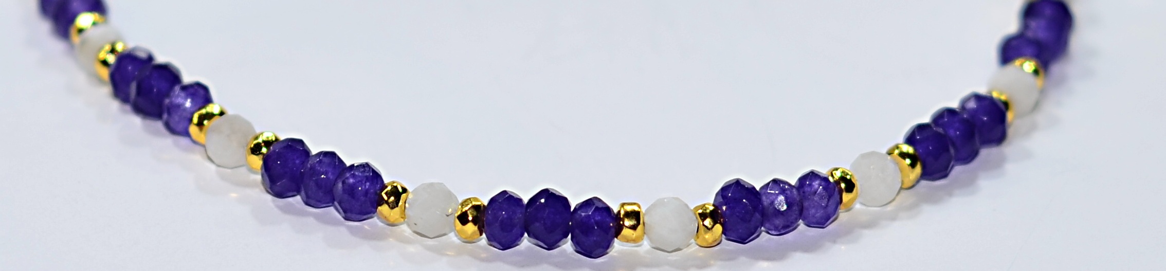 Biżuteria z kamieni naturalnych - bransoletka z kamieniem księżycowym - nr kat. 238a