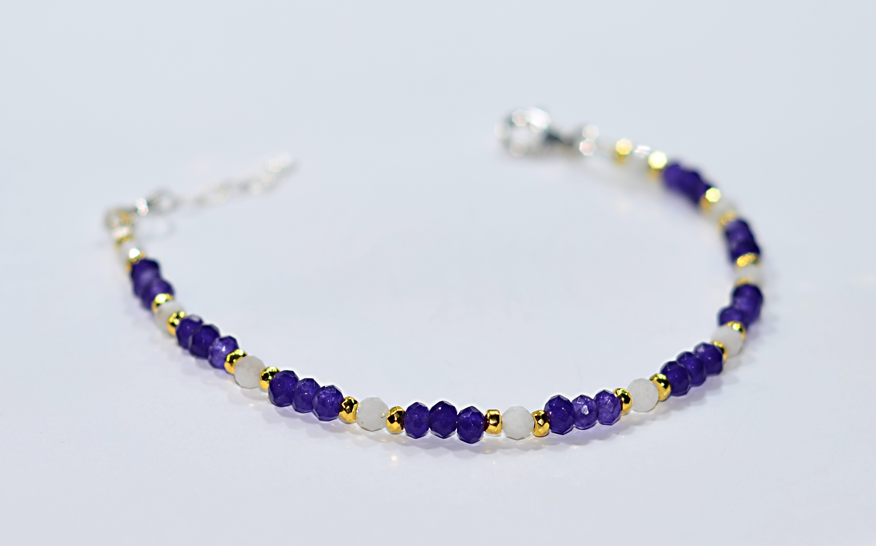 Biżuteria z kamieni naturalnych - bransoletka z kamieniem księżycowym - nr kat. 238a