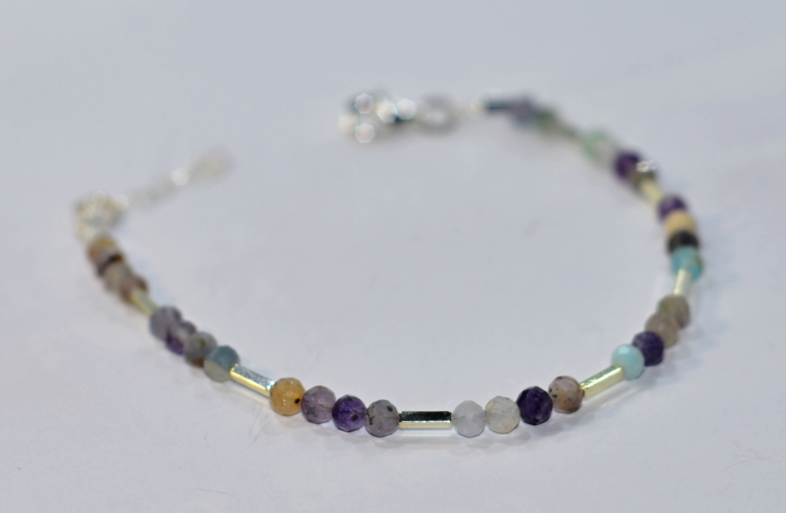 Biżuteria z kamieni naturalnych - bransoletka z miksem kamieni - nr kat. 144a