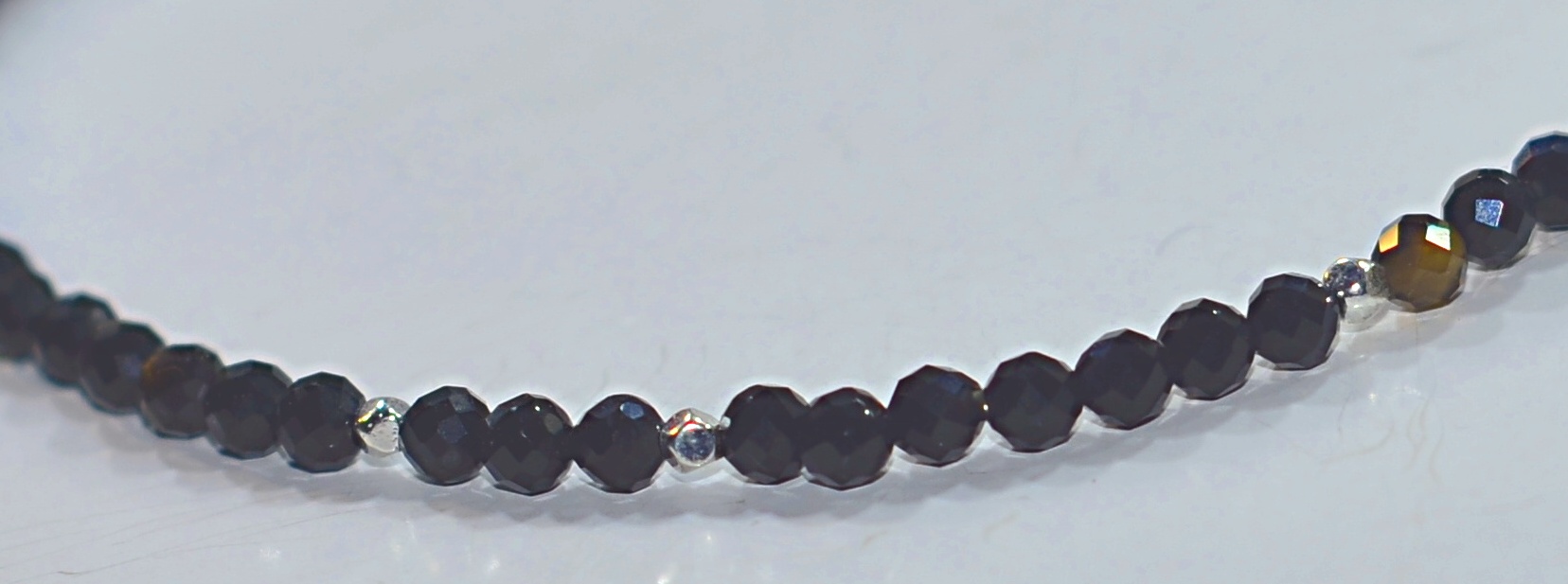 Biżuteria z kamieni naturalnych - bransoletka z agatem czarnym - nr kat. 205a