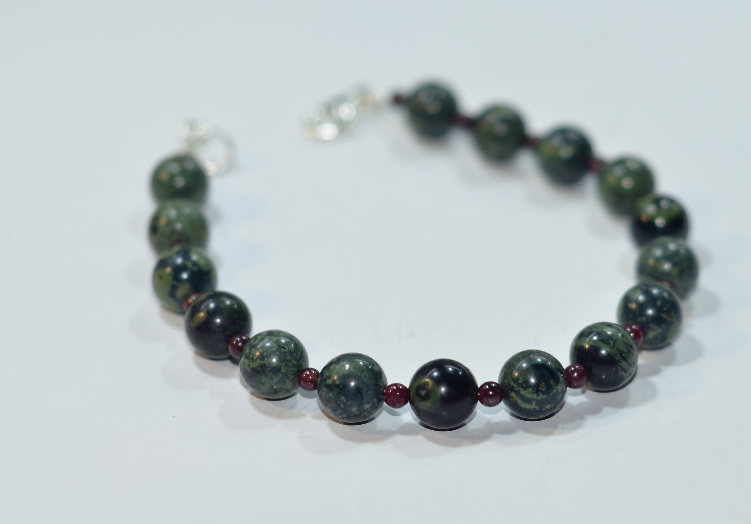 Biżuteria z kamieni naturalnych - bransoletka z jaspisem - nr kat. 192a