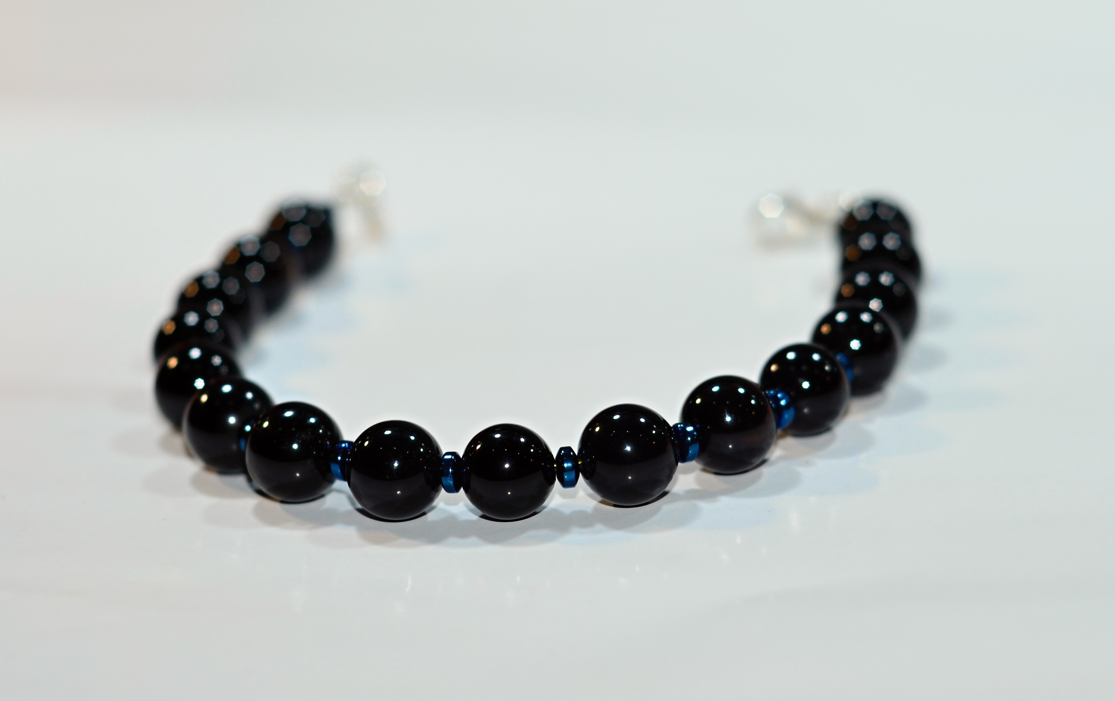 Biżuteria z kamieni naturalnych - bransoletka z onyksem - nr kat. 134a