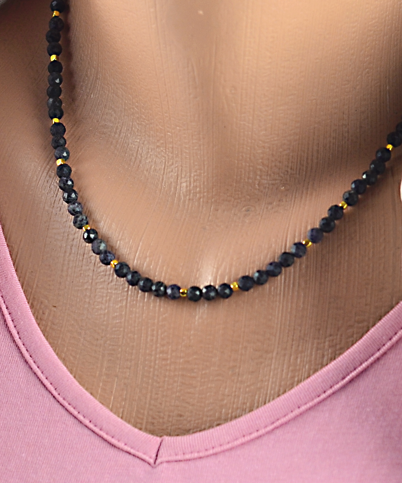 Naszyjnik z czaroitem - nr kat. 206