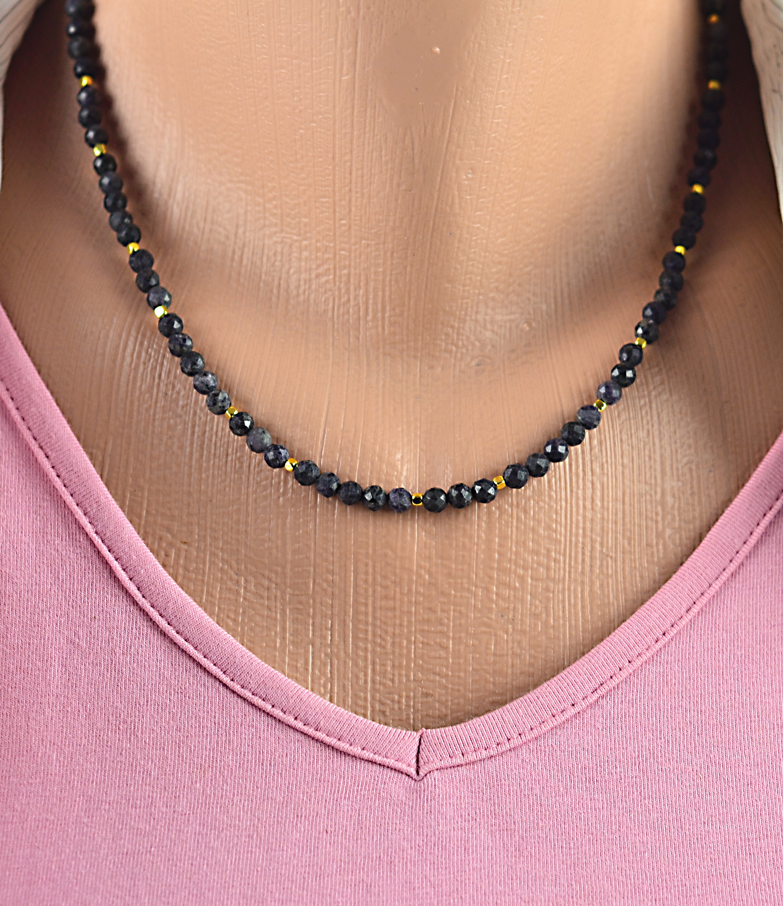 Naszyjnik z czaroitem - nr kat. 206