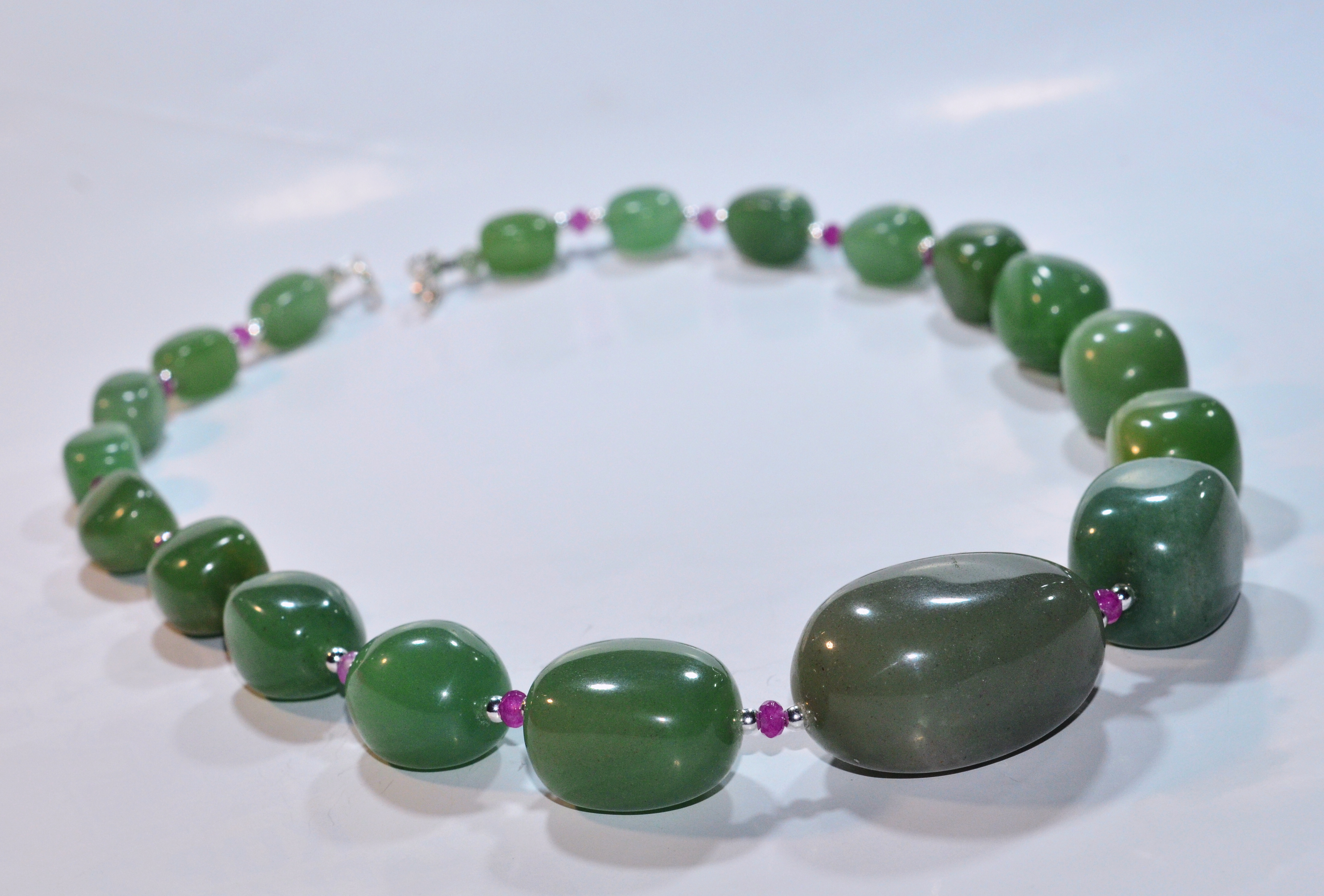 Naszyjnik z nefrytem - nr kat. 115