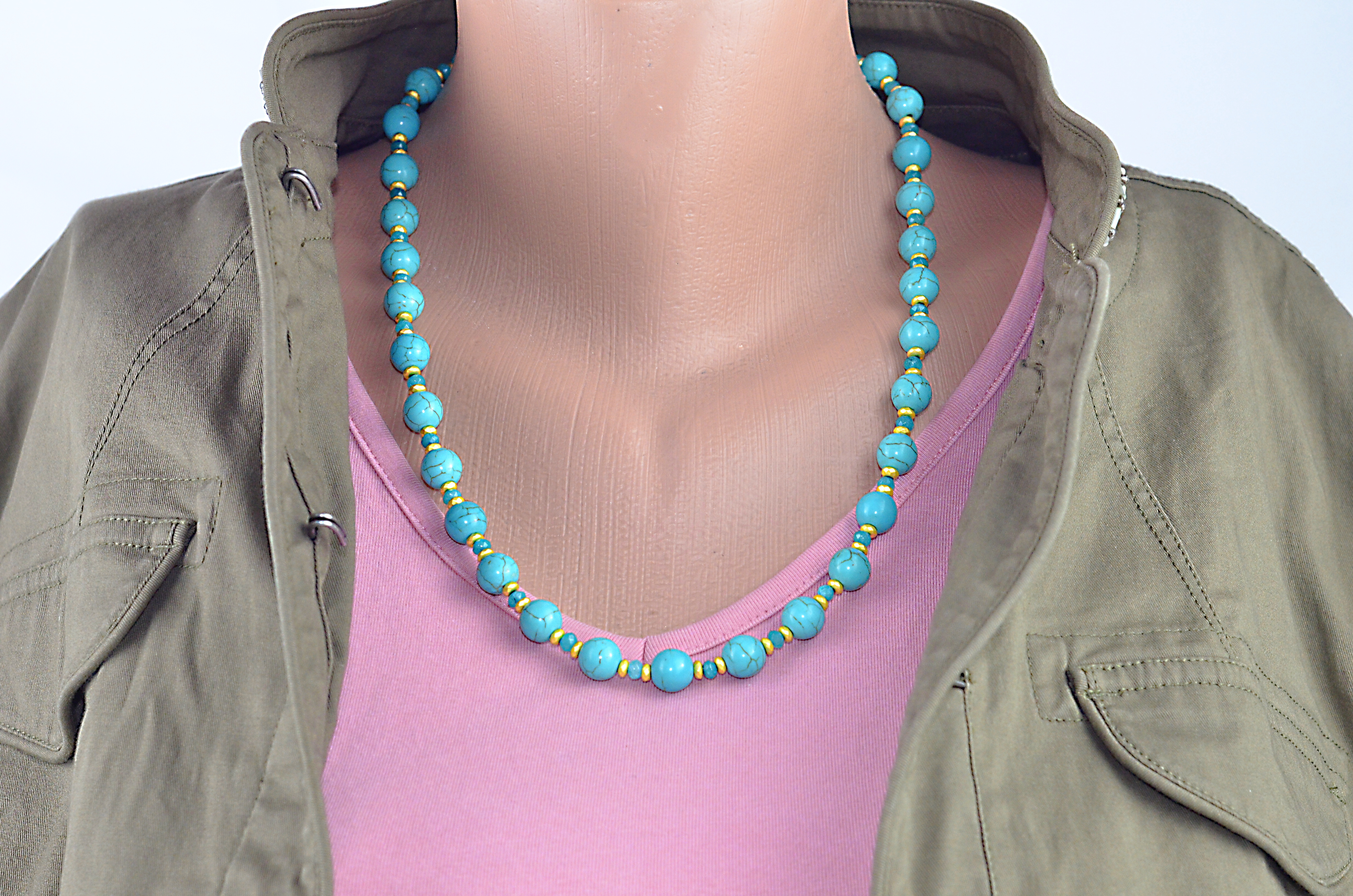 Naszyjnik i bransoletka z howlitem - nr kat. 318, 318a