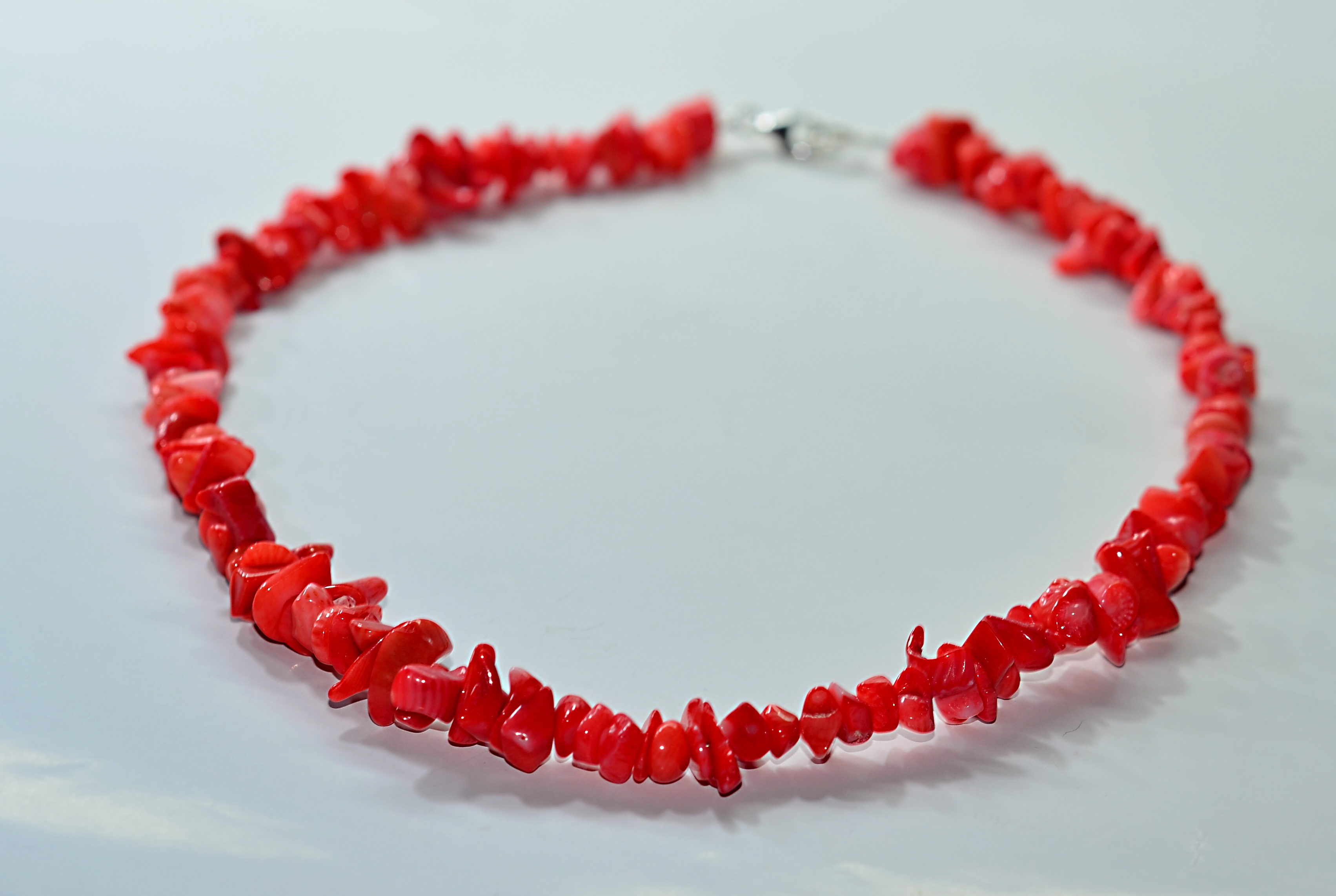 Naszyjnik z koralem - nr kat. 296