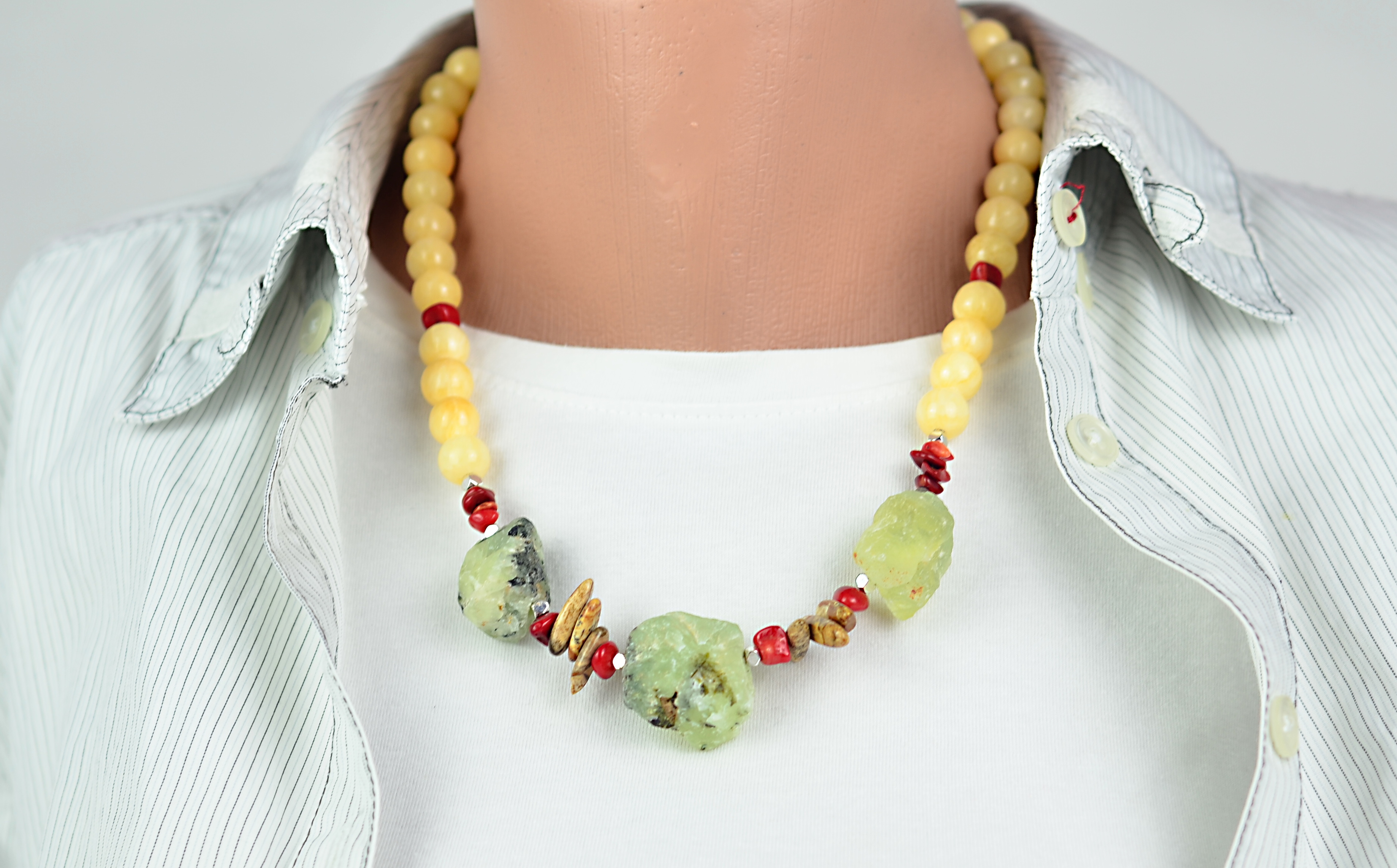 Naszyjnik z nefrytem - nr kat. 60