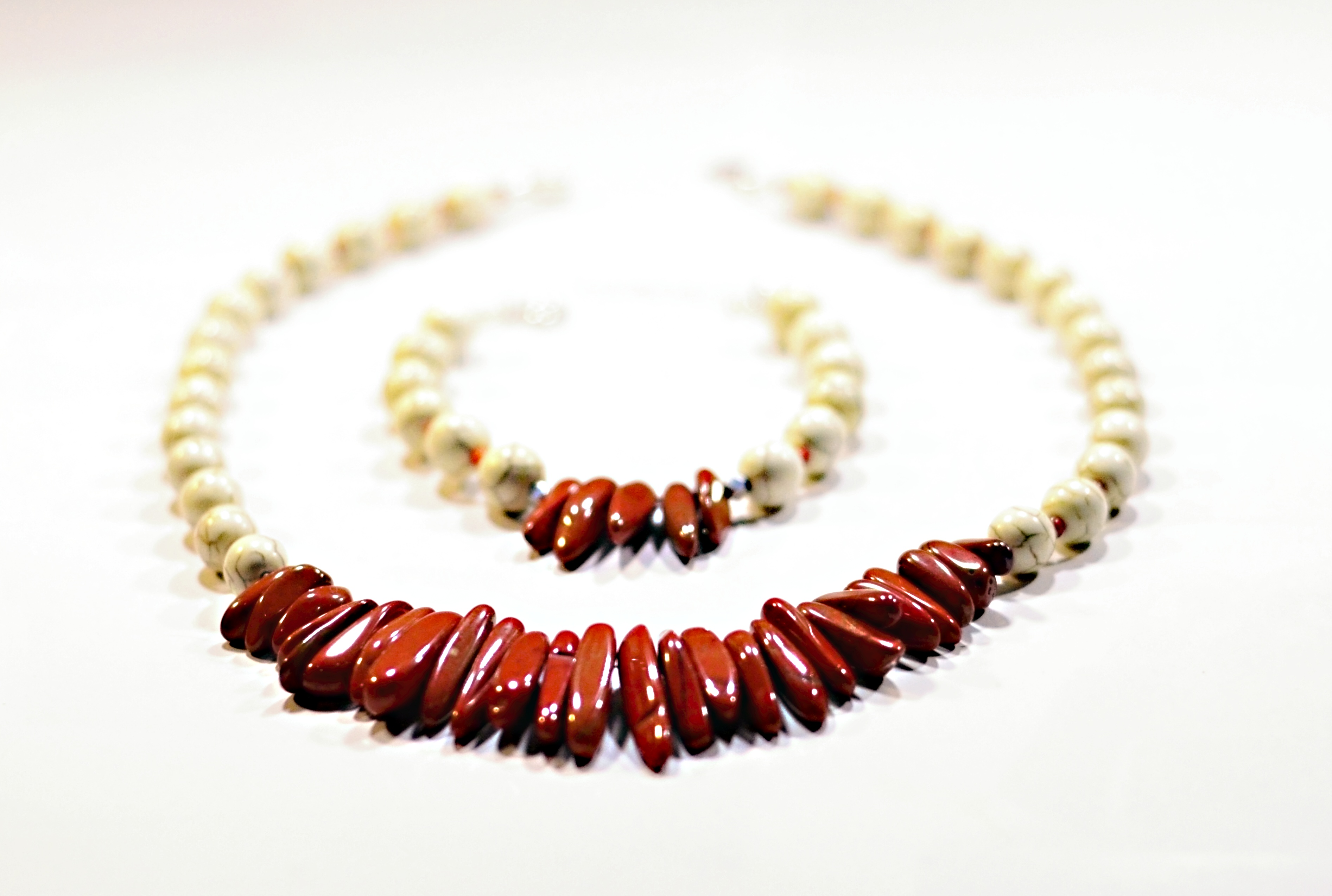 Naszyjnik z jaspisem - nr kat. 50