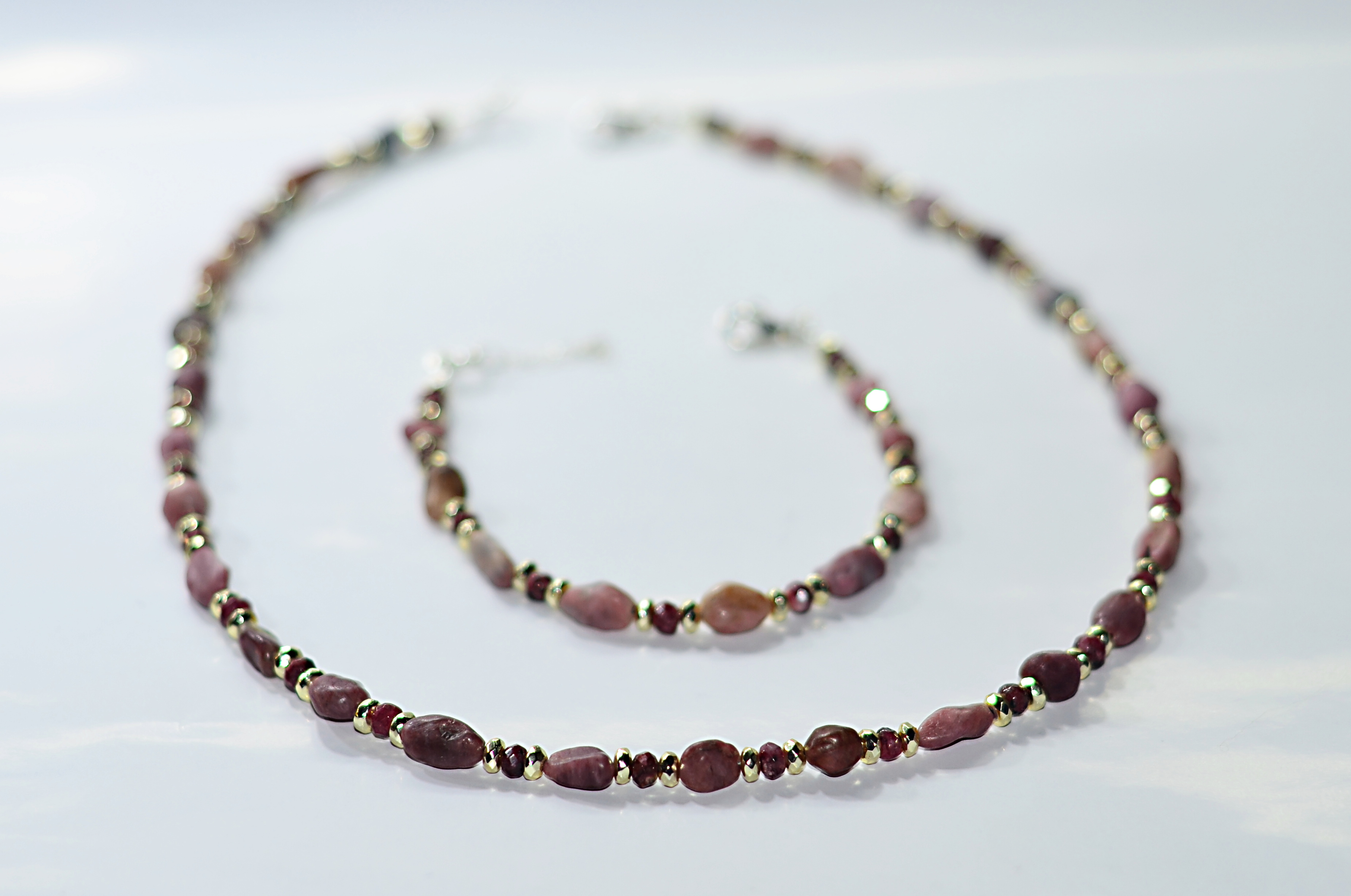 Naszyjnik i bransoletka z "rubinem z szafirem" - nr kat. 273, 273a