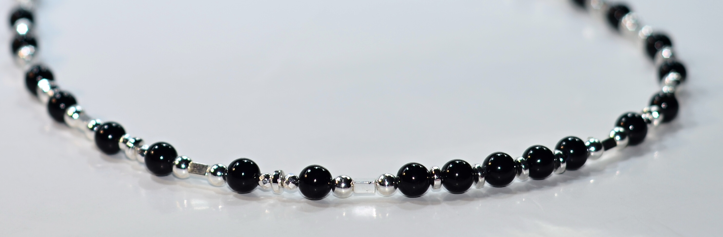 Naszyjnik z onyksem - nr kat. 197