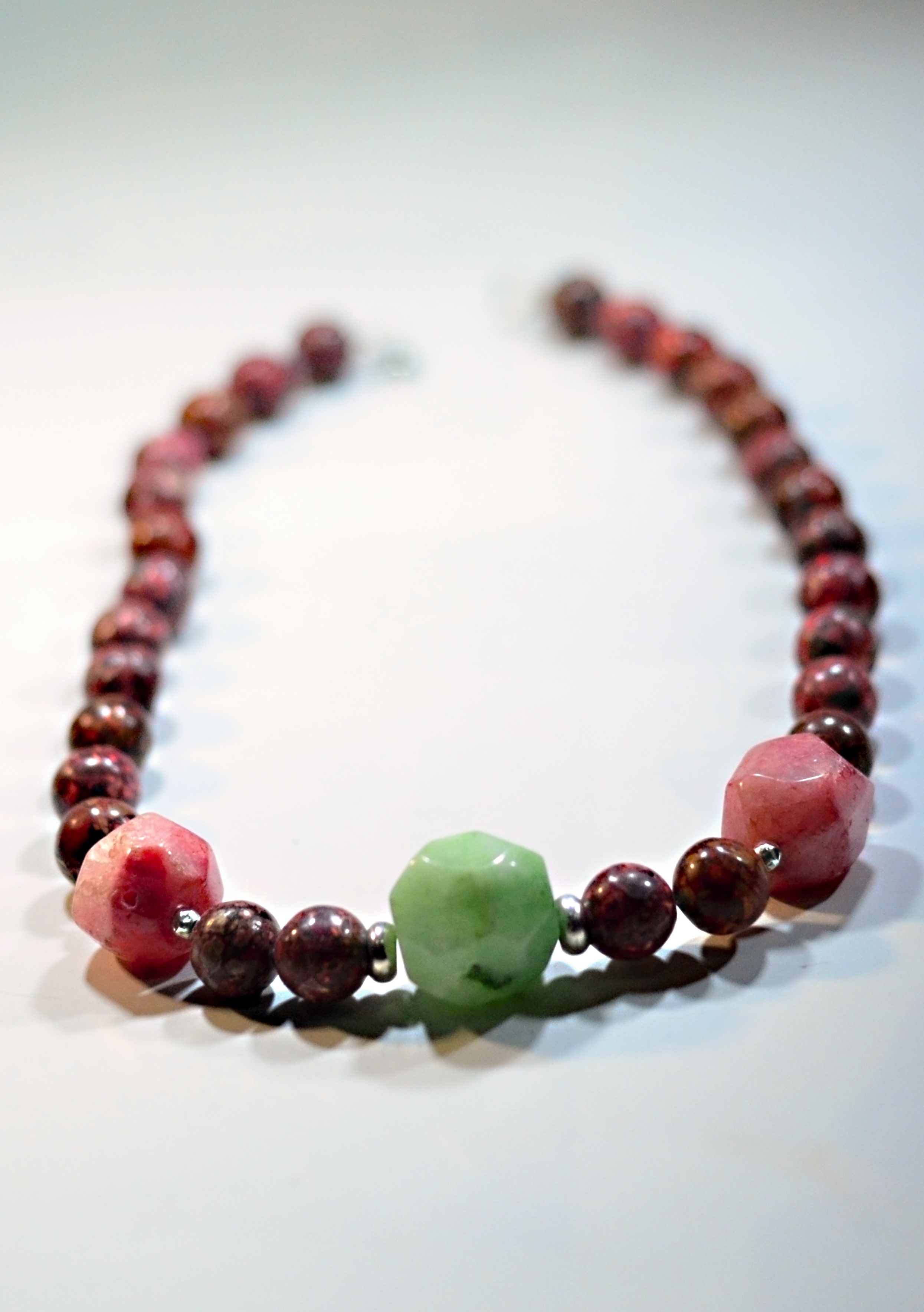 Naszyjnik z howlitem - nr kat. 54