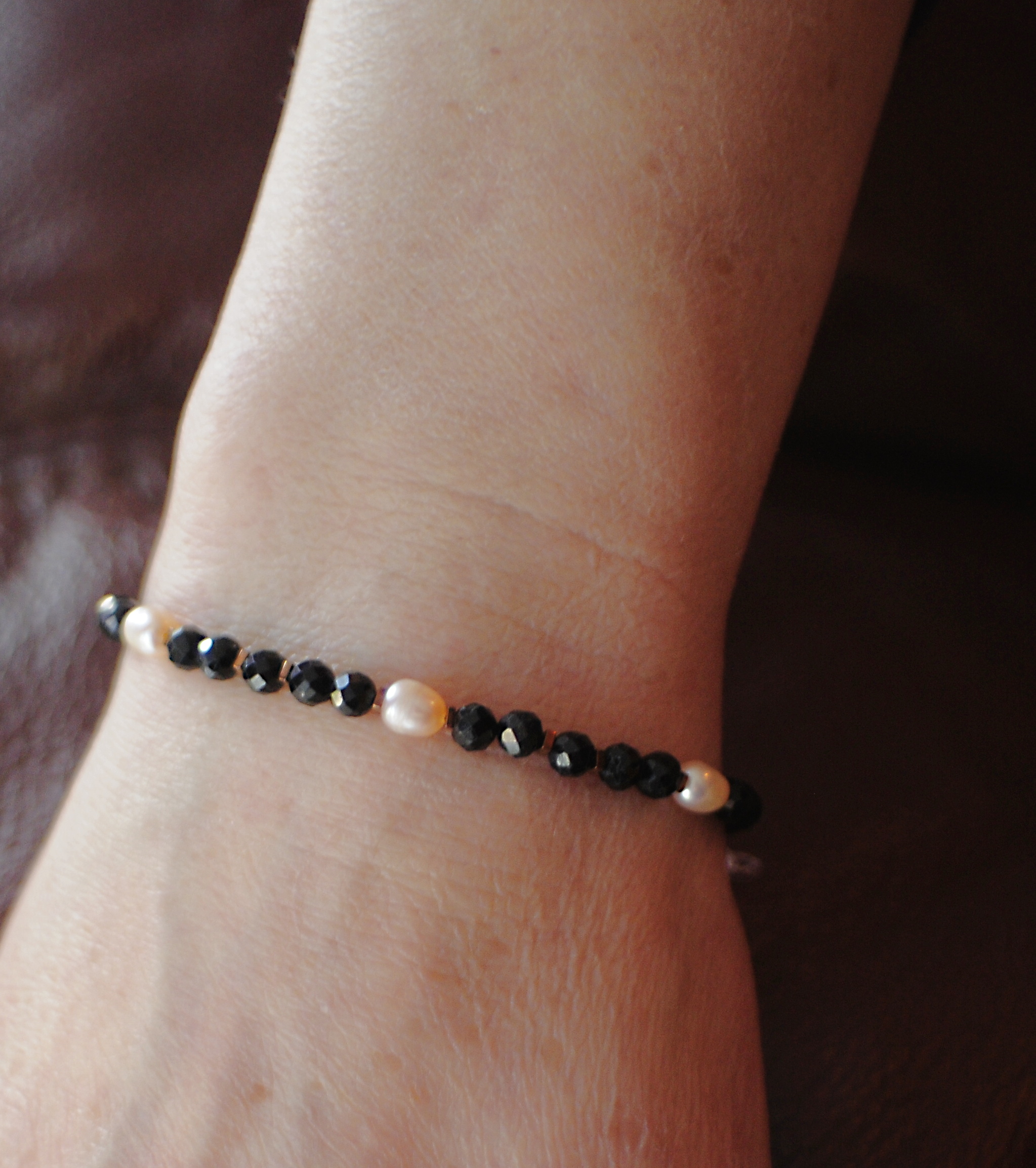 Bransoletka z turmalinem i perłą - nr kat. 371a