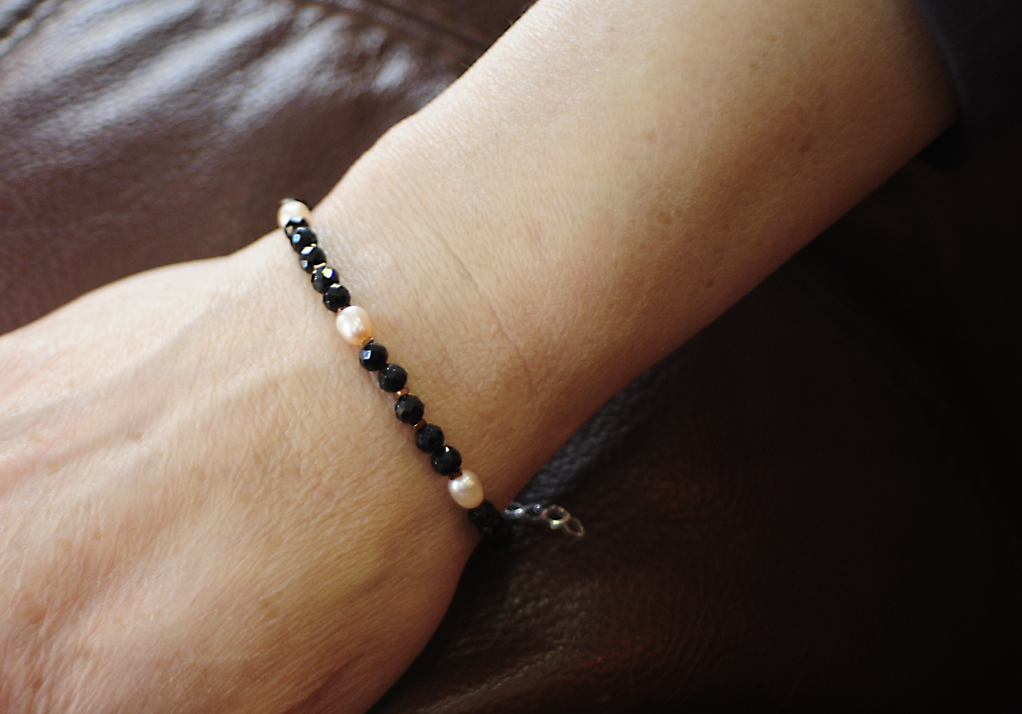 Bransoletka z turmalinem i perłą - nr kat. 371a