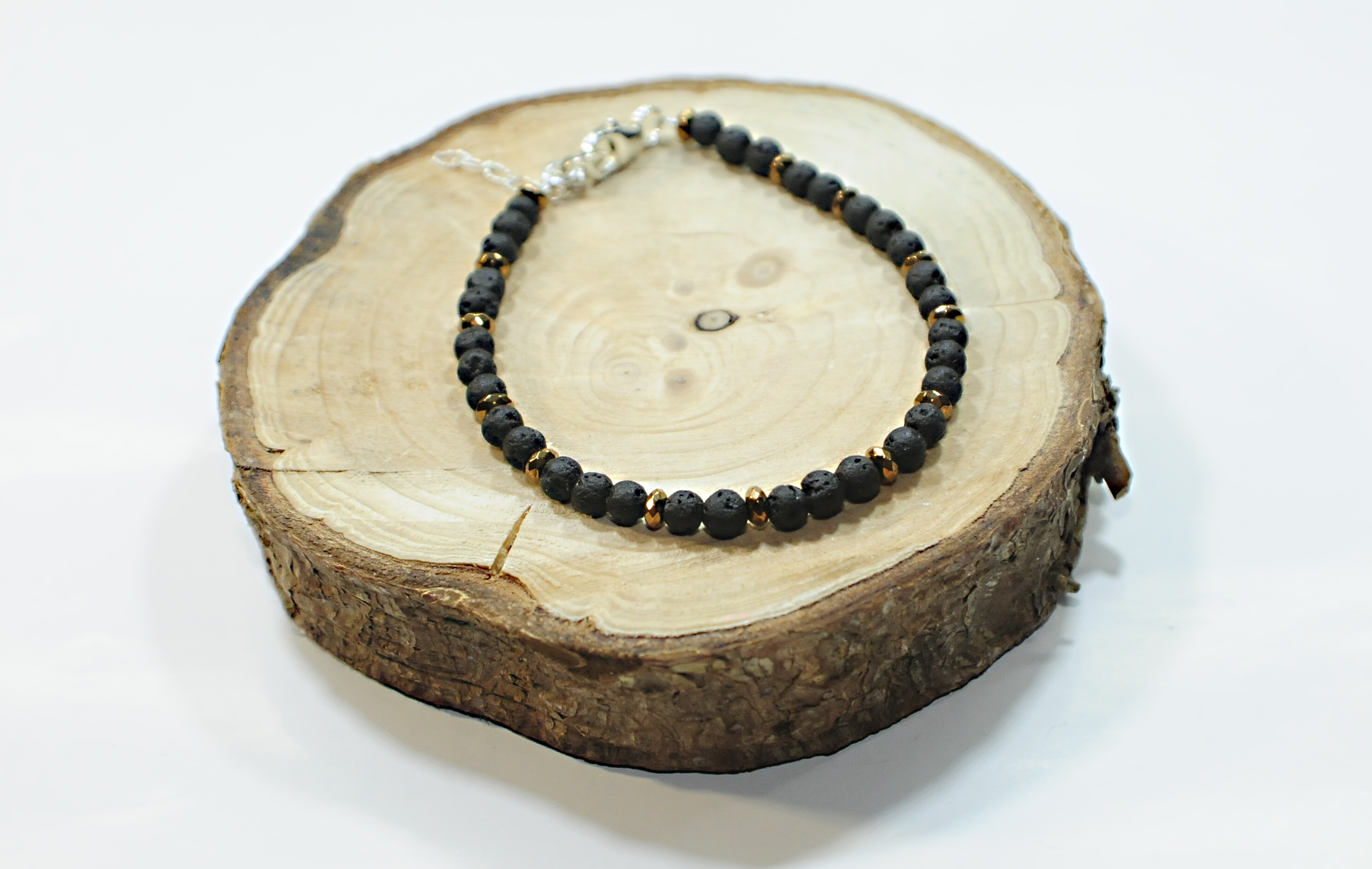 Bransoletka z lawą wulakniczną - nr kat. 368a